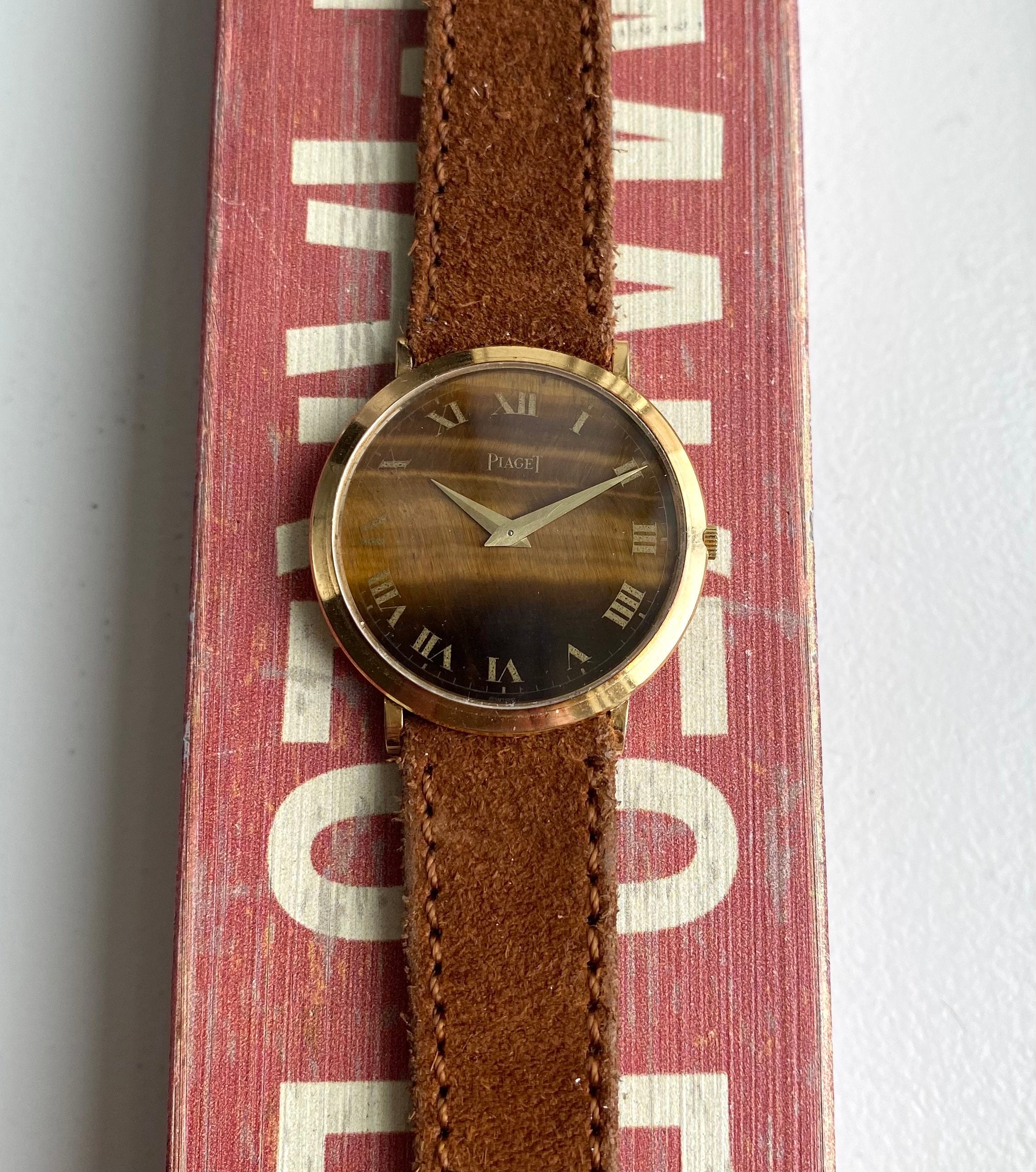 Piaget Tiger Eye — 18k Gold