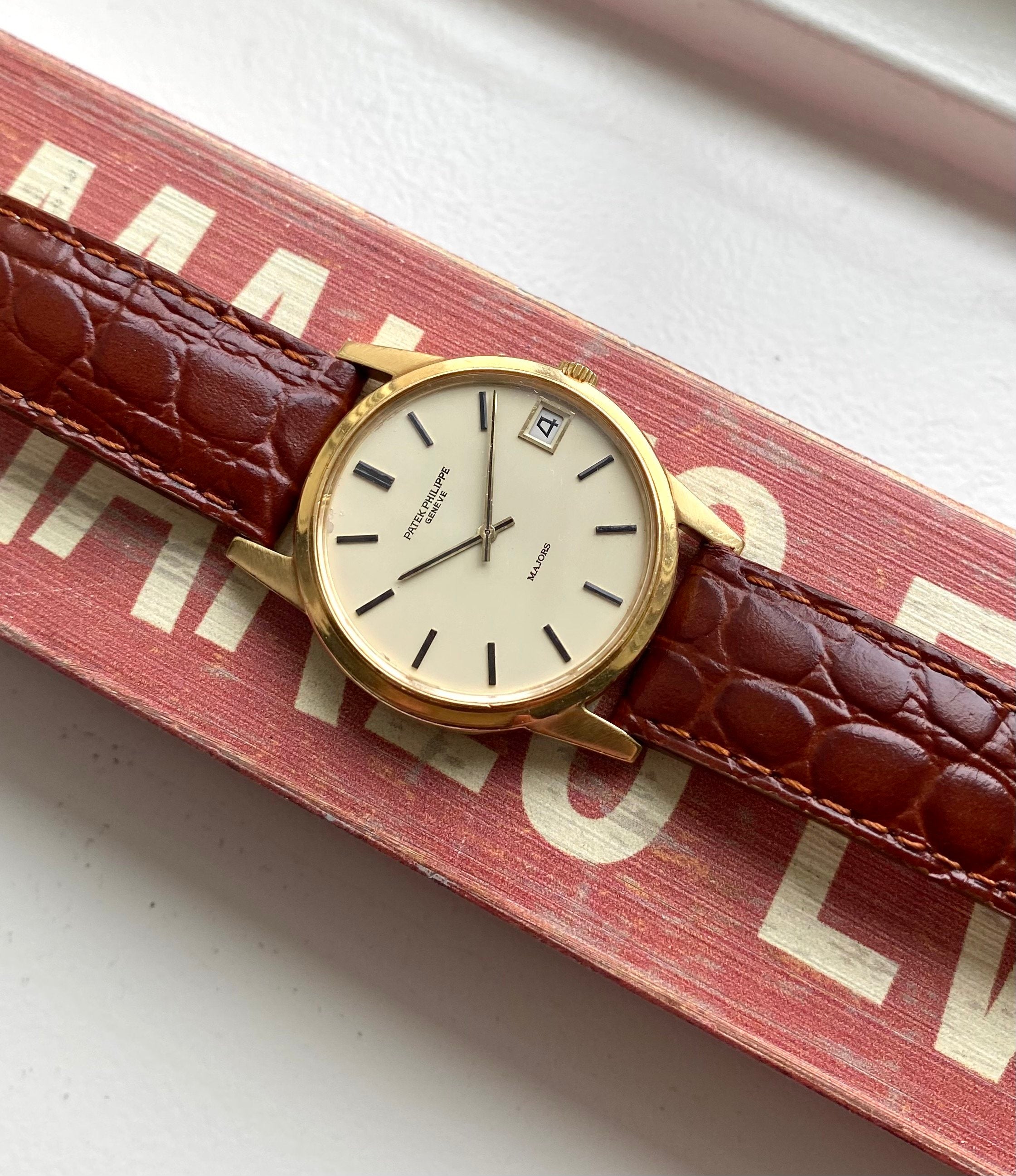 Patek Philippe — 18k Gold