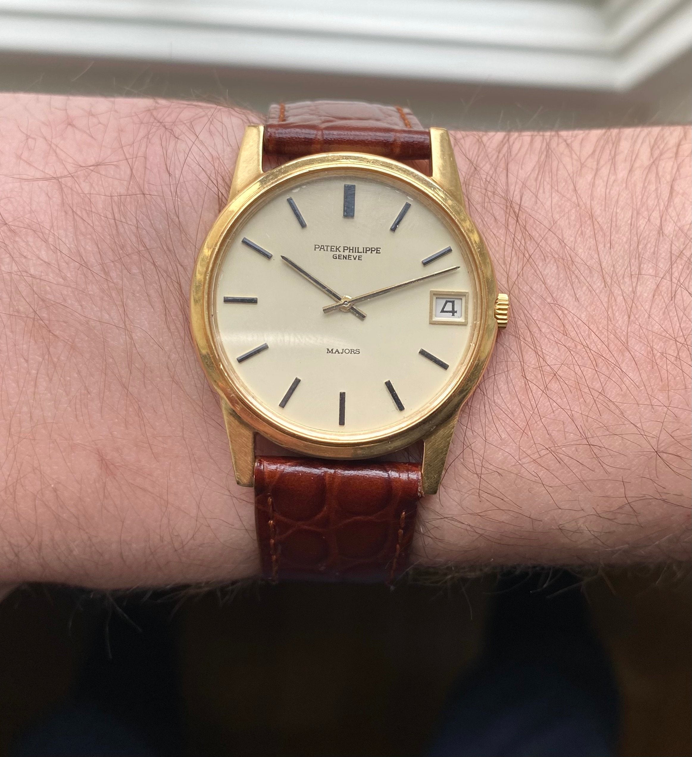 Patek Philippe — 18k Gold