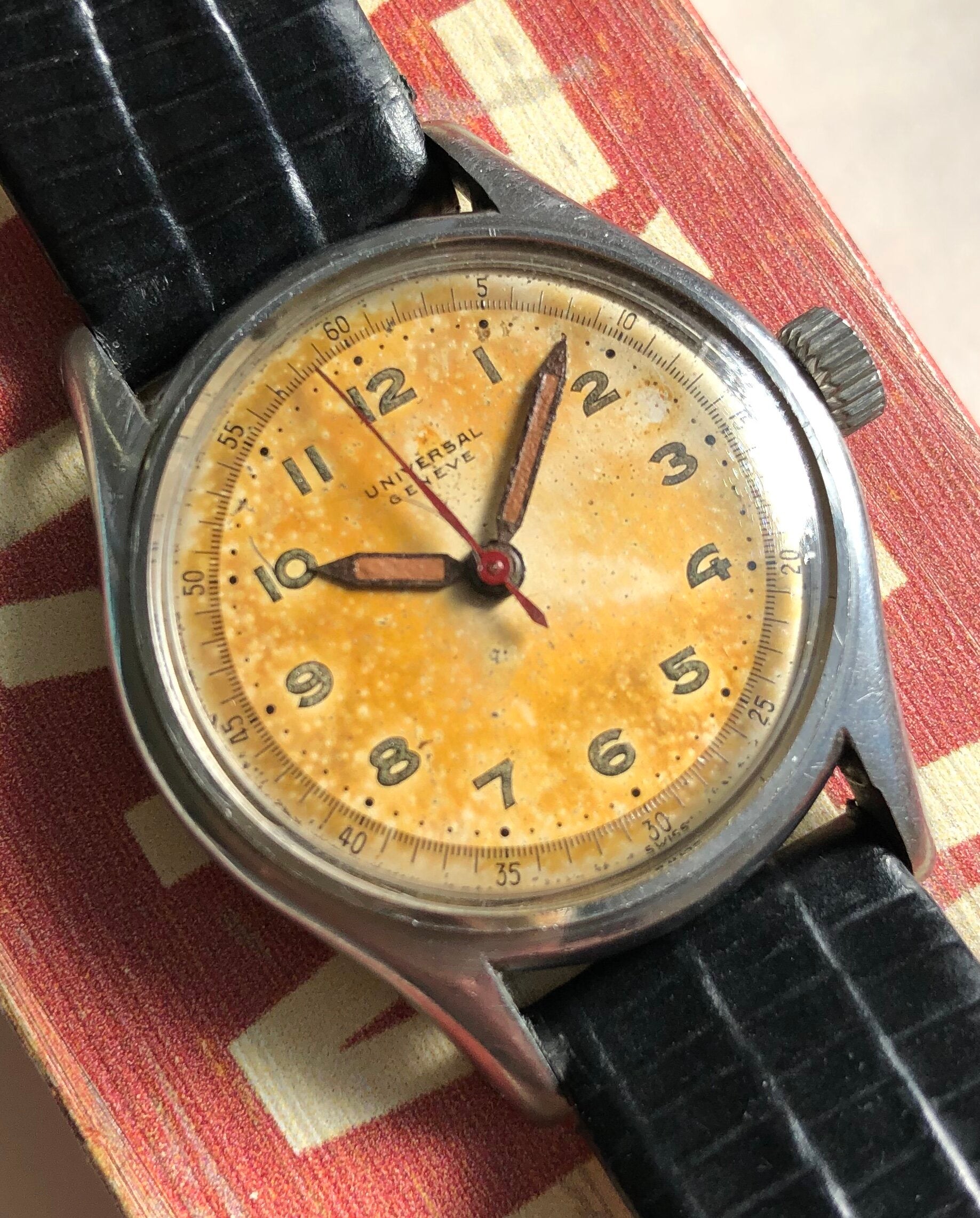 Universal Geneve — "Patina" Dial