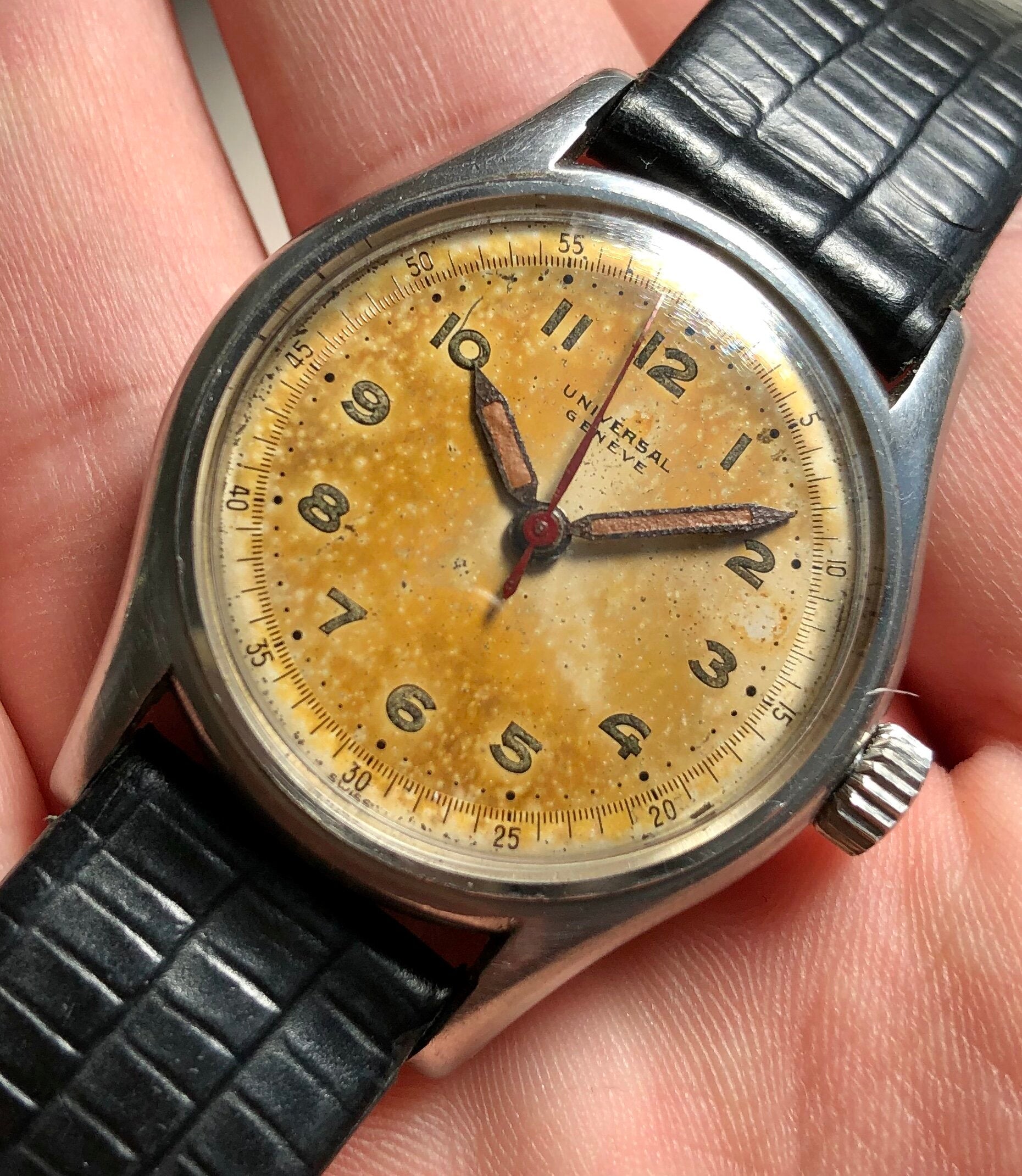 Universal Geneve — "Patina" Dial