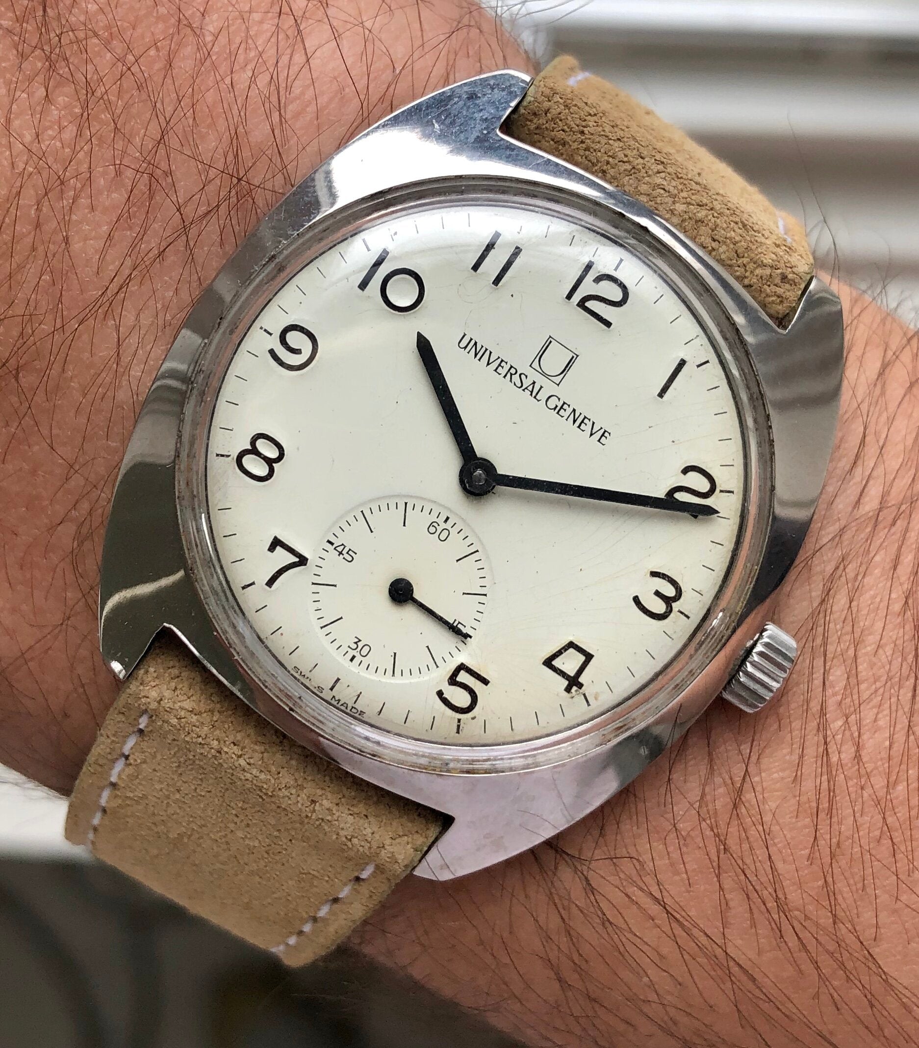 Universal Geneve — "FS" Enamel Dial