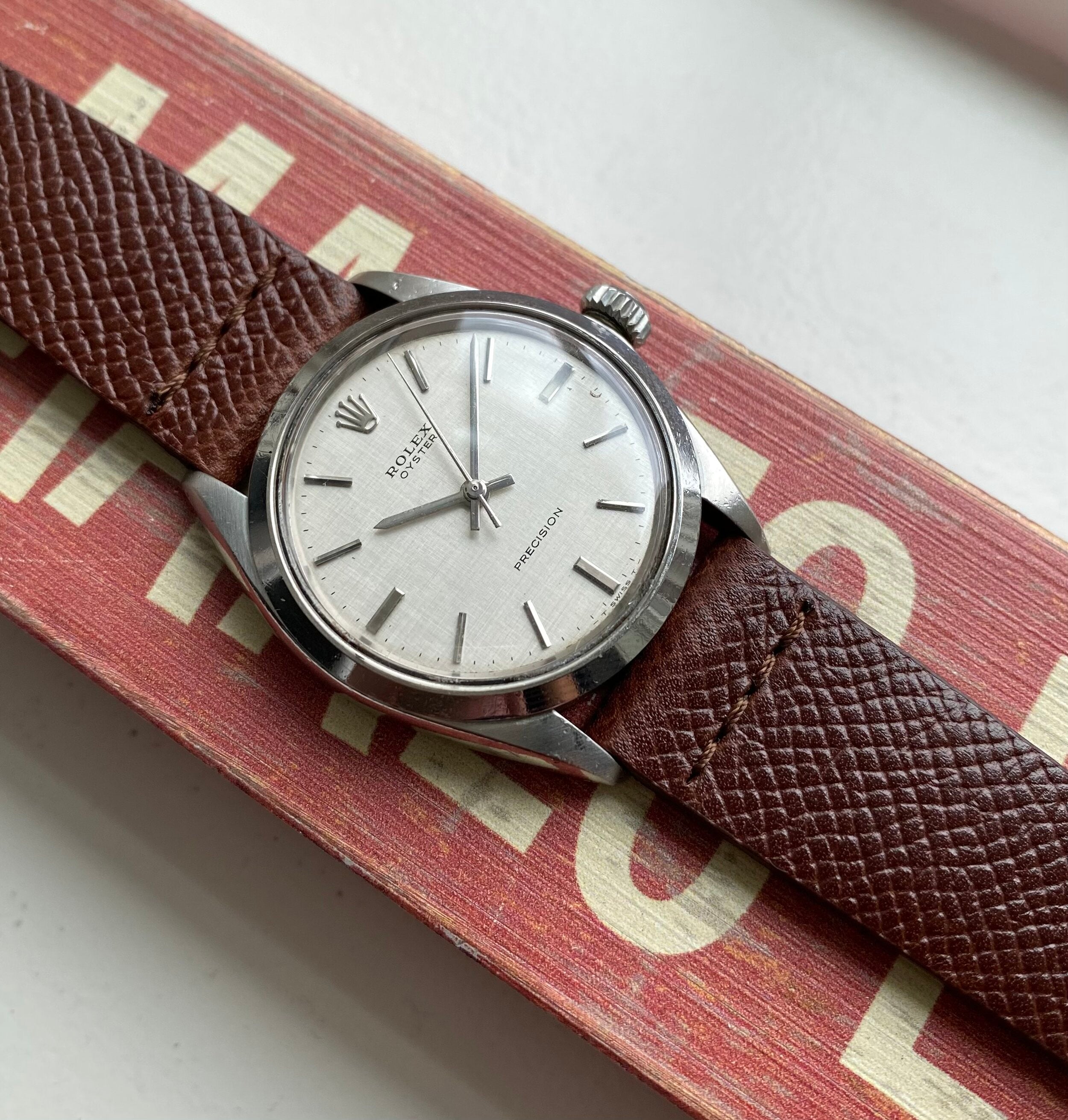 Rolex Oyster Precision ref. 6426 — Linen Dial