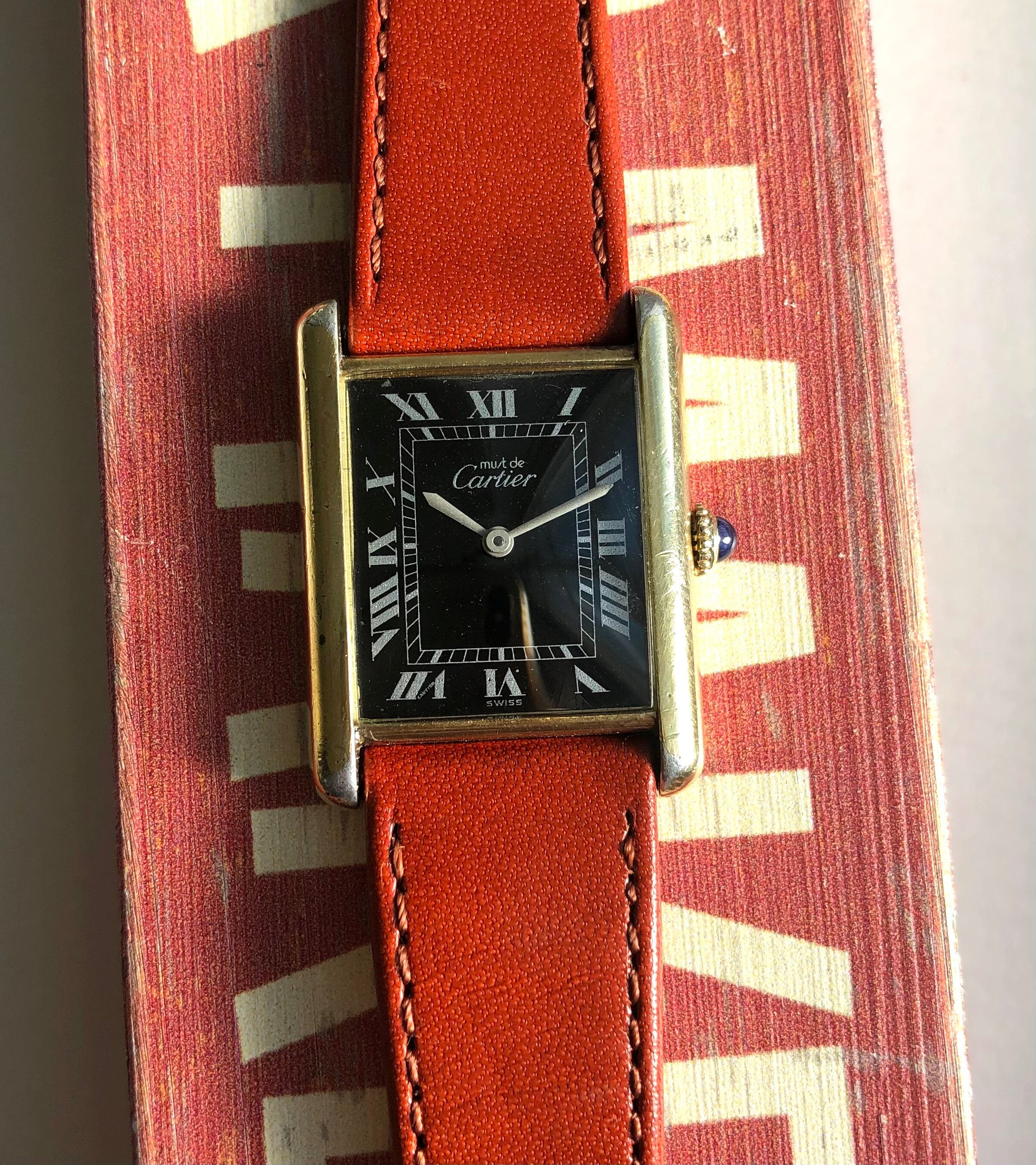 Must de Cartier Tank — Black Dial