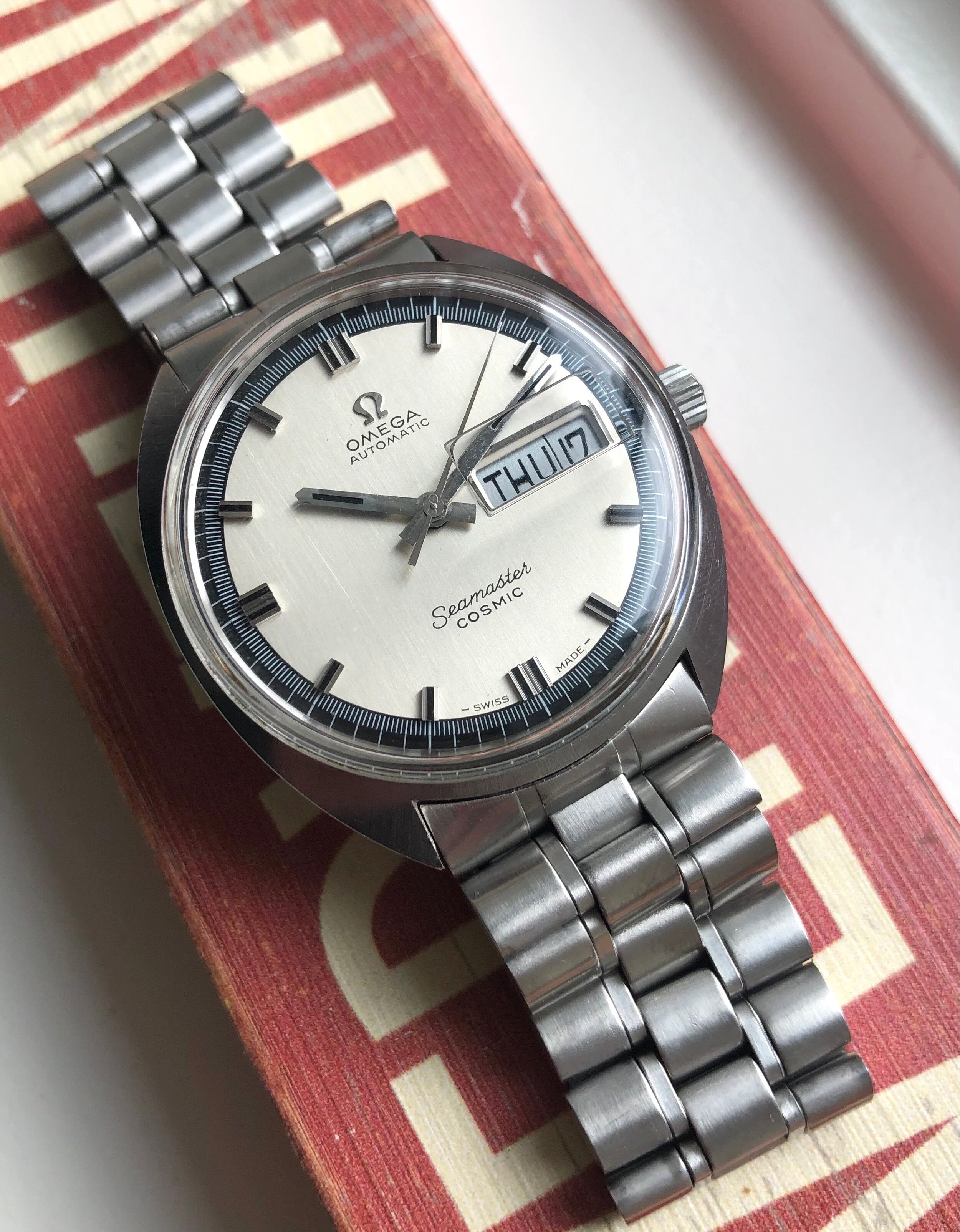 Omega Seamaster Cosmic Day-Date