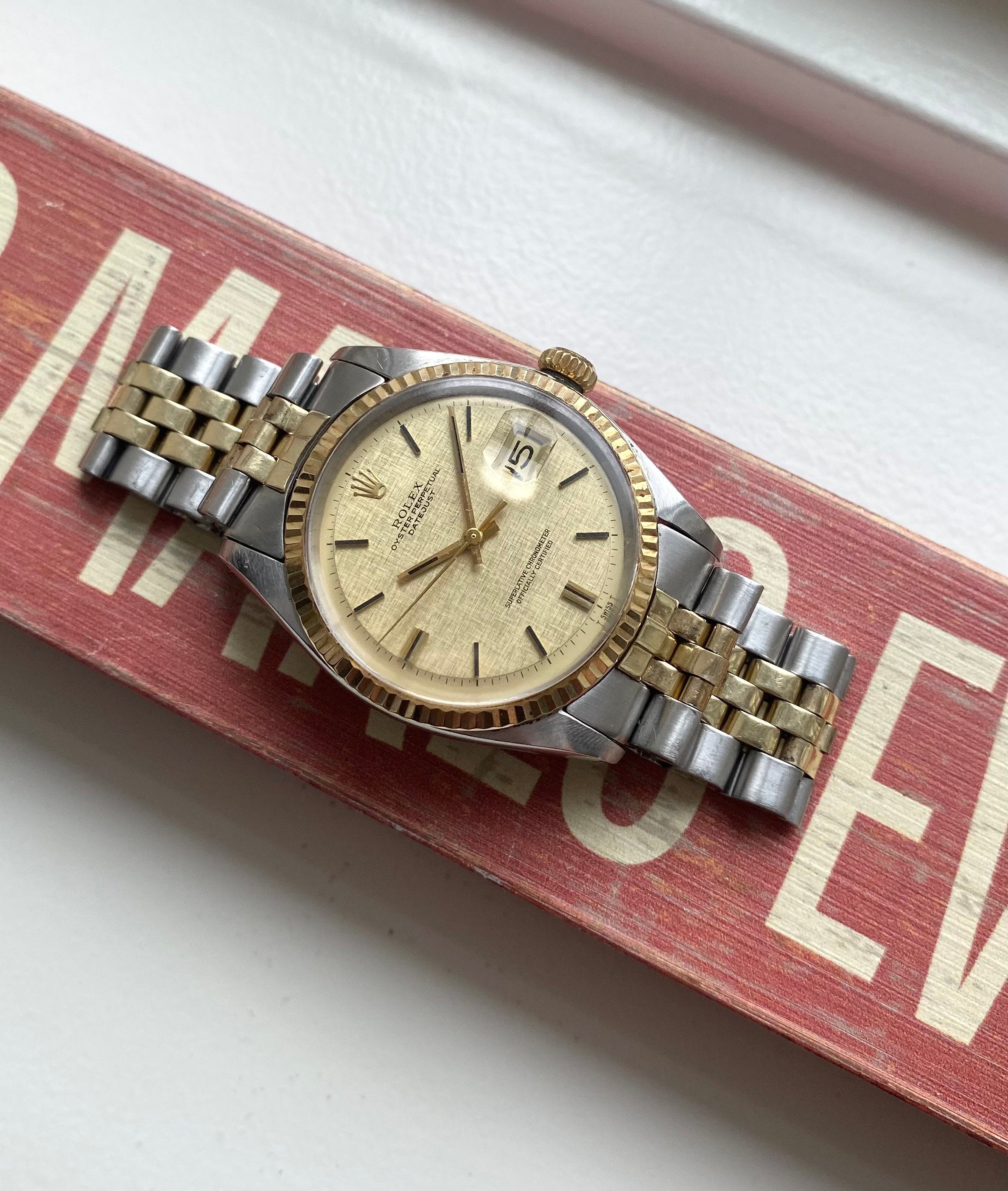 Rolex Datejust ref. 1601 — Two-tone Linen Dial