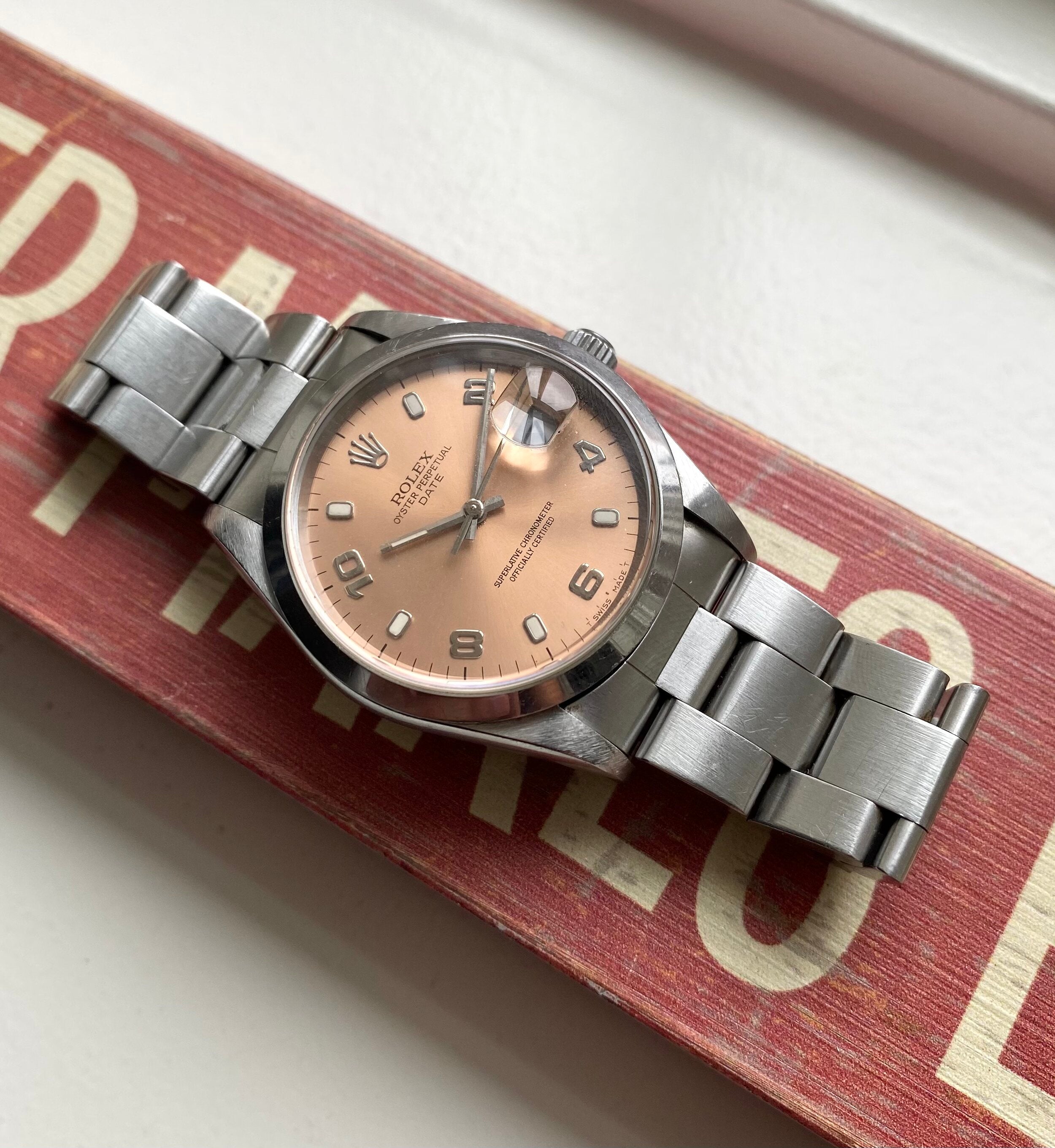 Rolex Oysterperpetual Date ref. 15200 — Salmon Dial