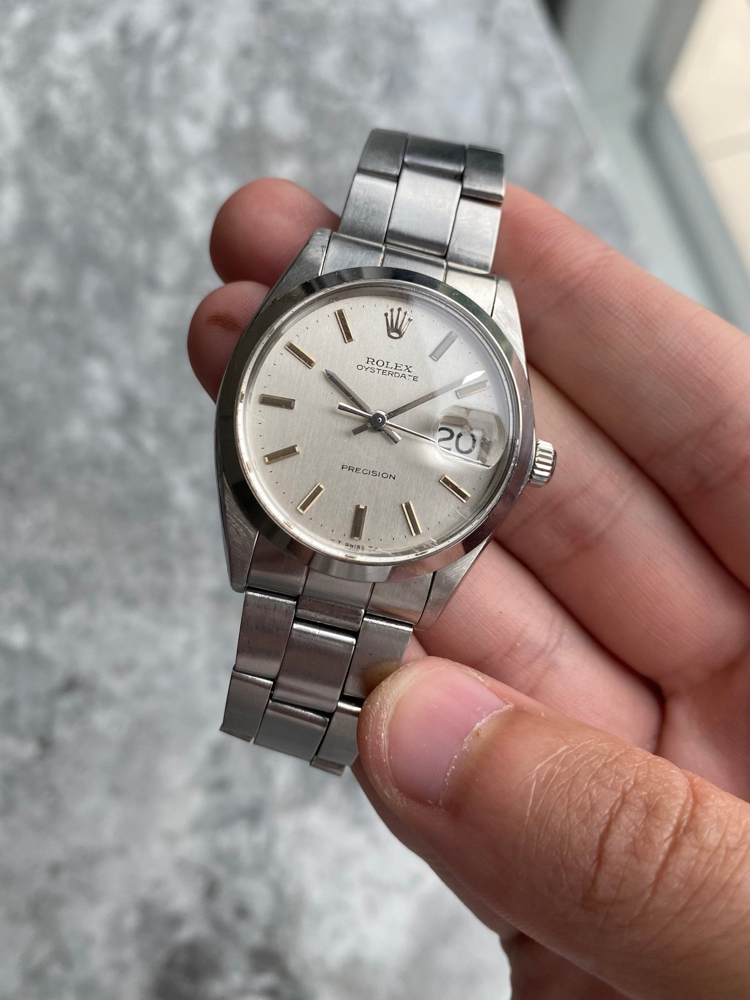 Rolex Precision Oystedate - Silver Vertical Stripe.