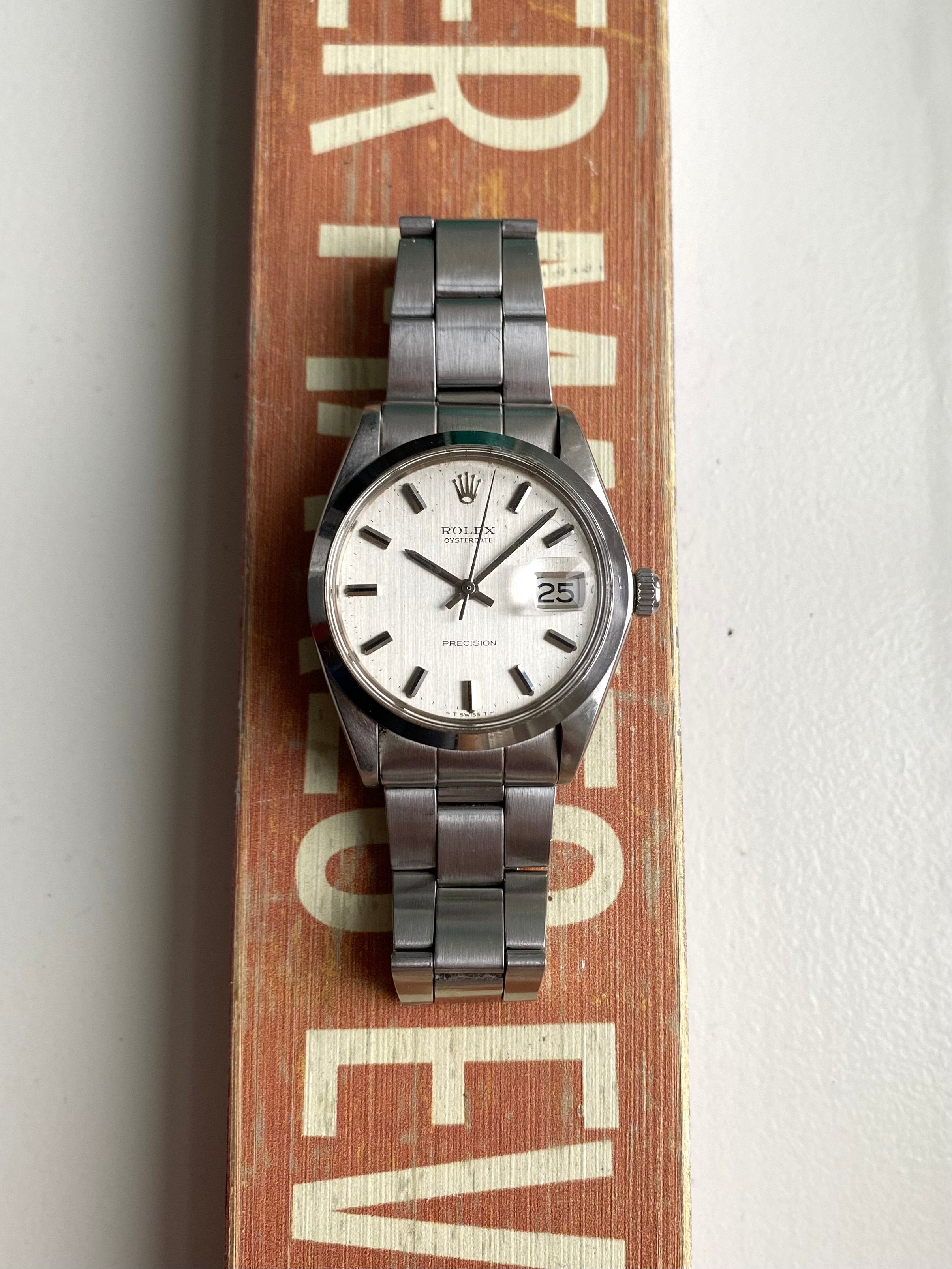 Rolex Precision Oysterdate 6694 - Silver Stripe