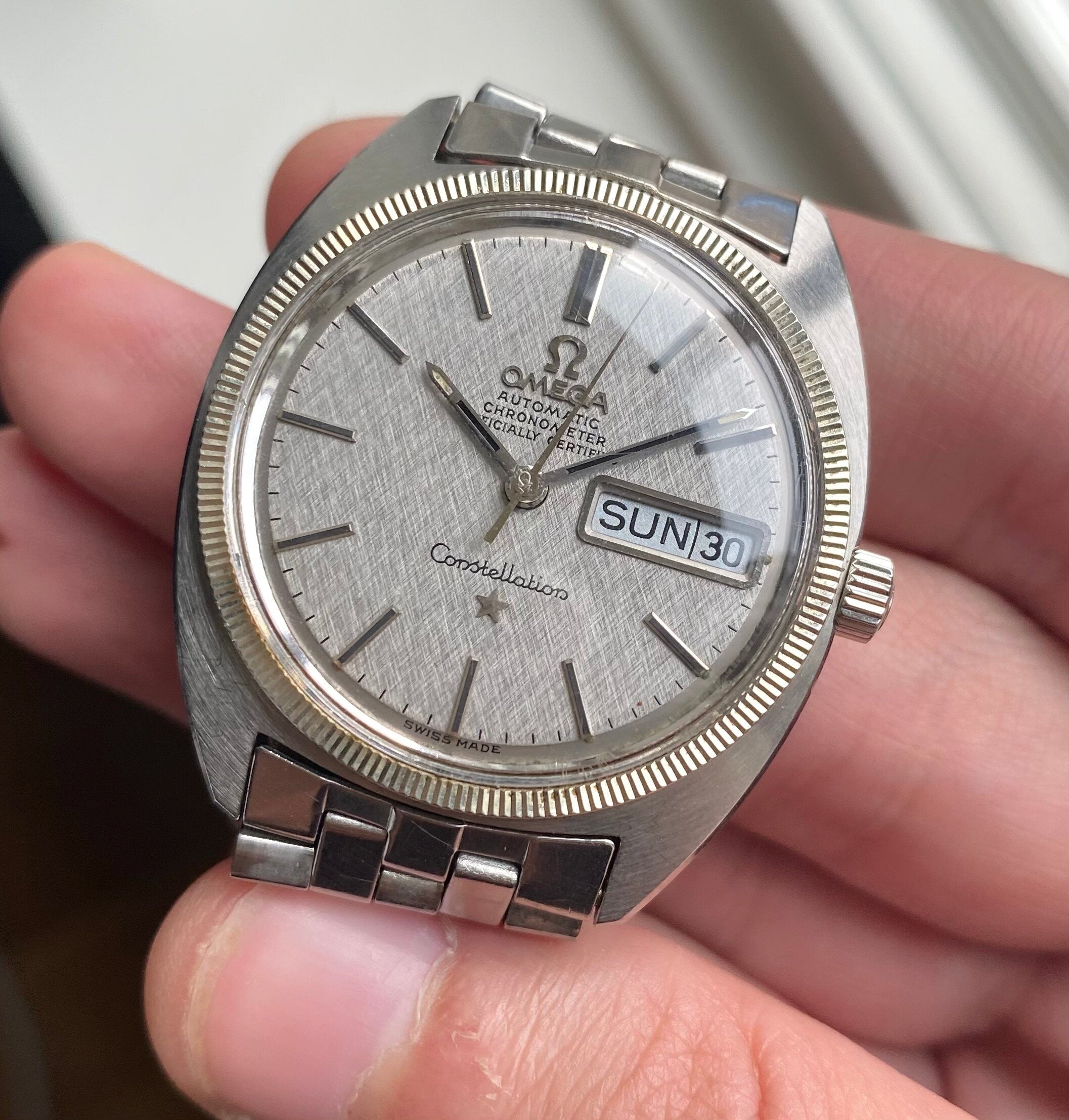 Omega Constellation Day-date — Linen Dial