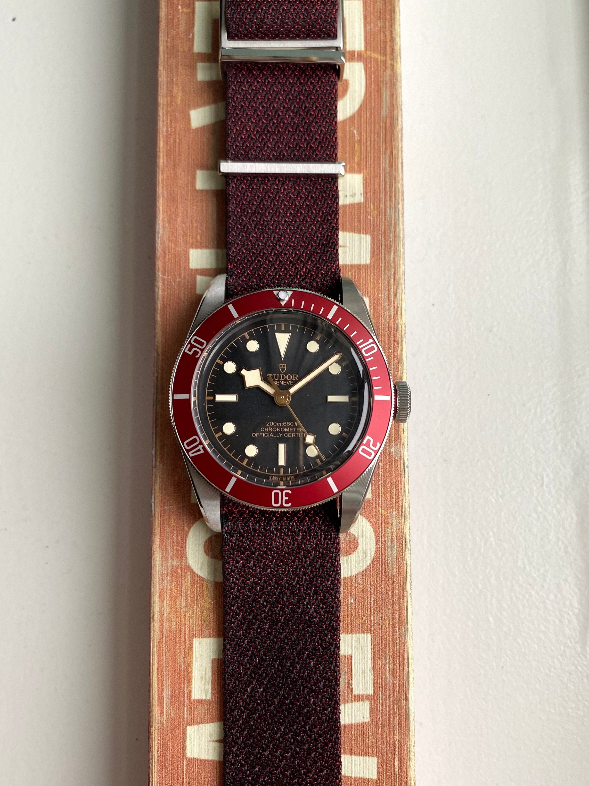 Tudor Black Bay - Red