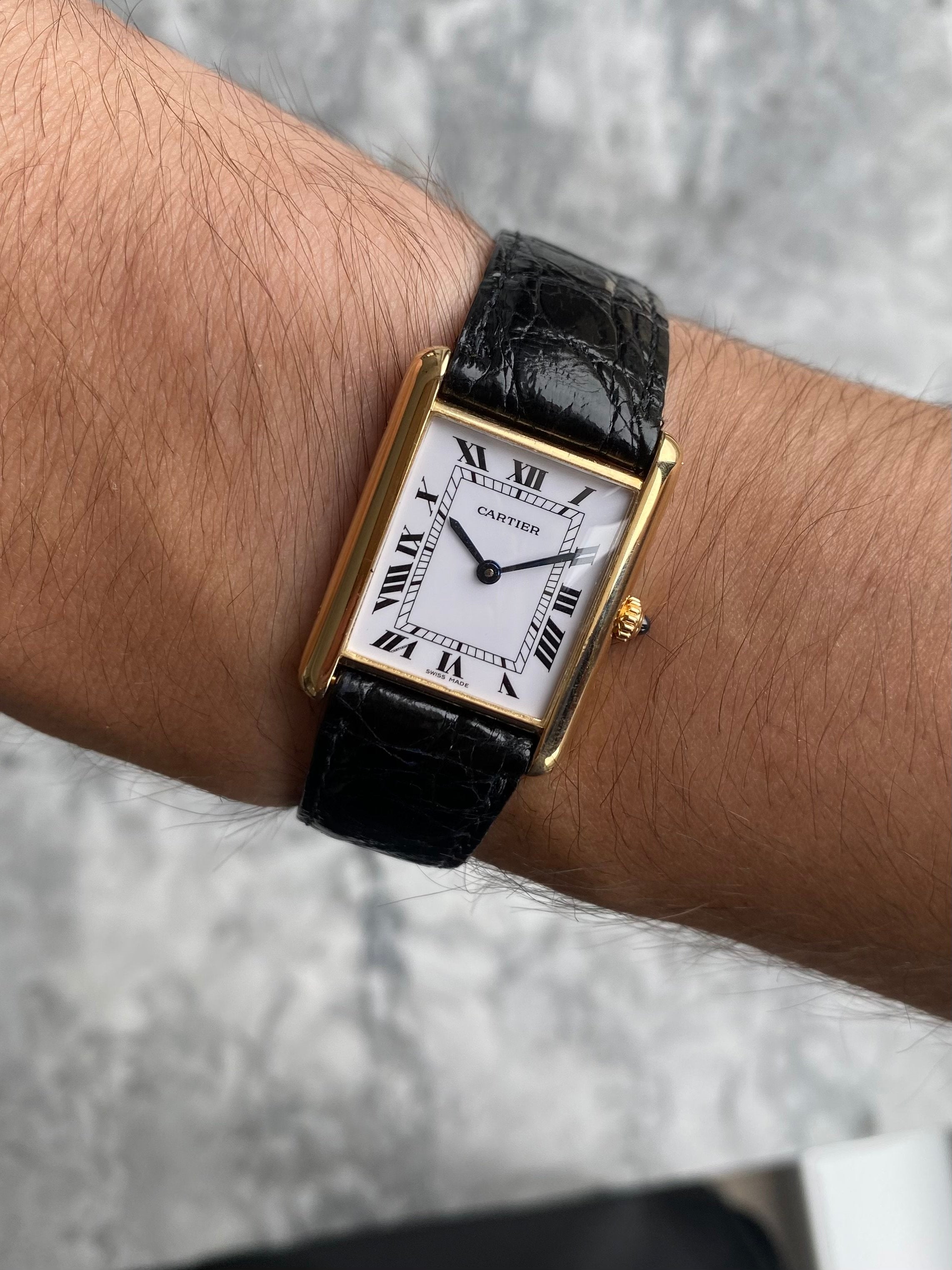 Cartier Tank Louis- 18K Yellow Gold.