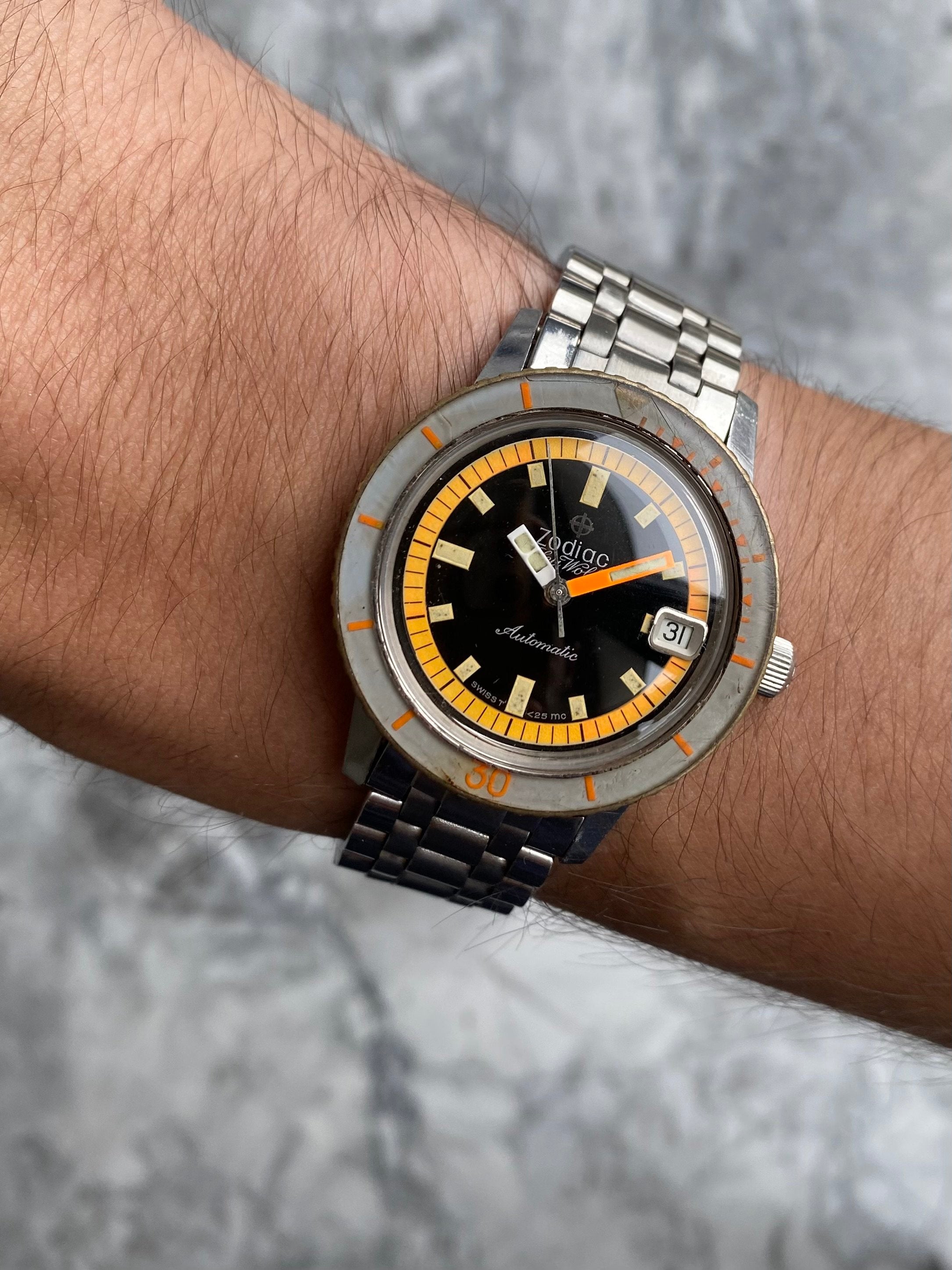 Zodiac Seawolf - Bakelite Bezel.