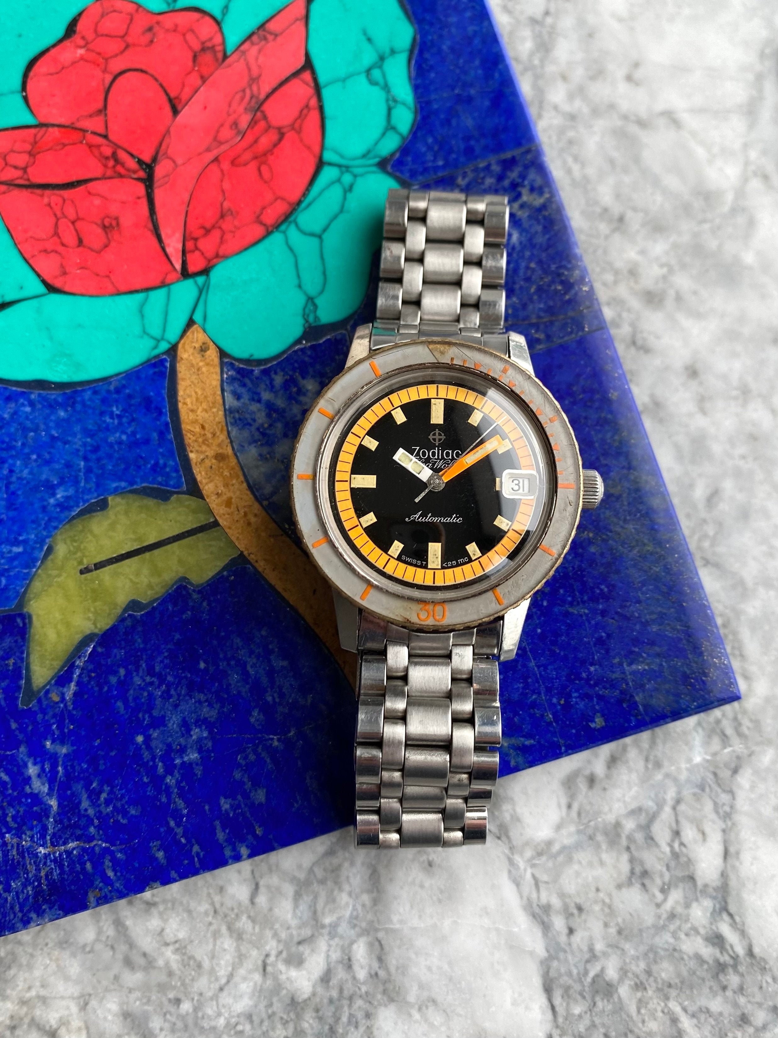 Zodiac Seawolf - Bakelite Bezel.