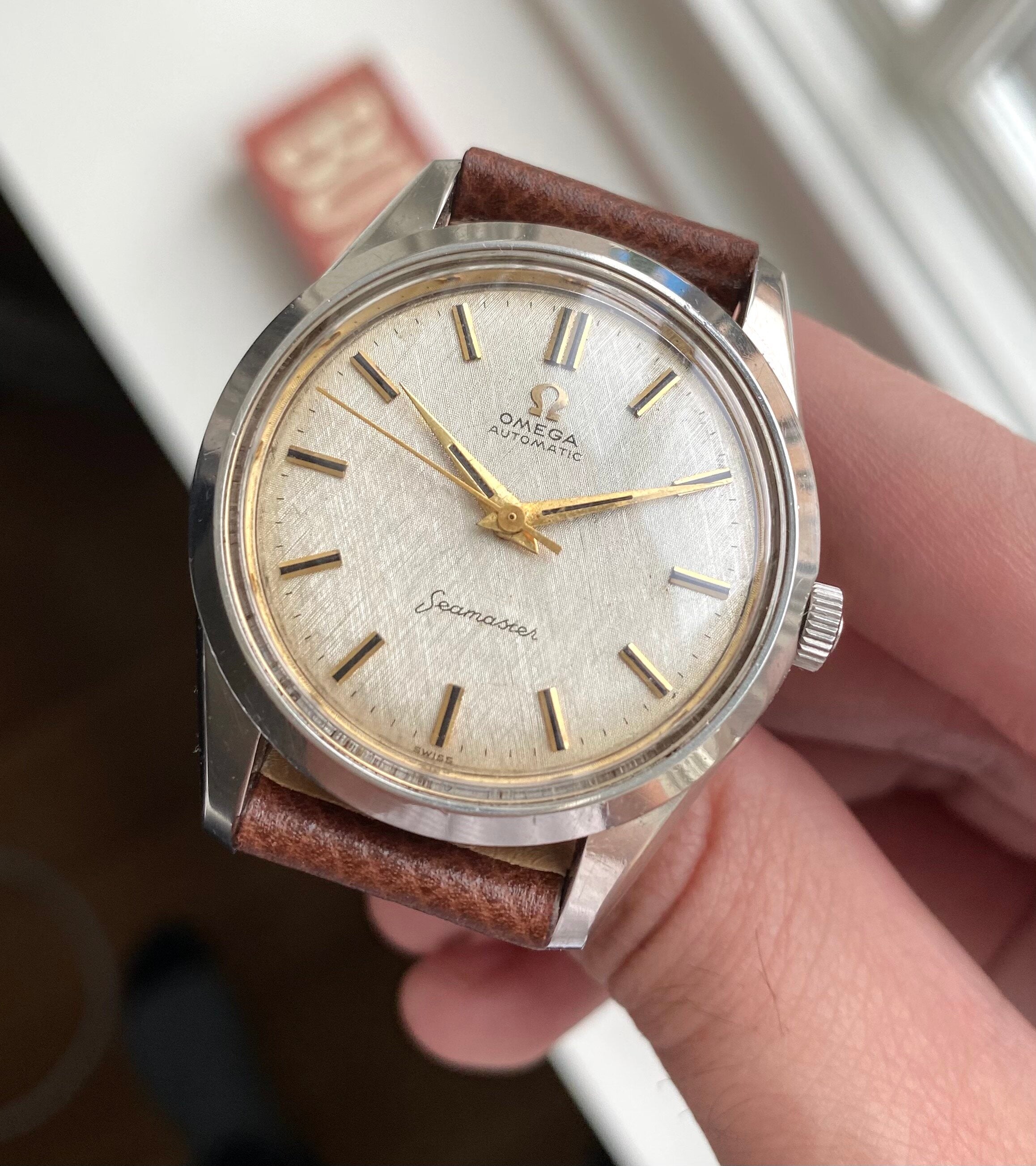 Omega Seamaster — Linen Dial