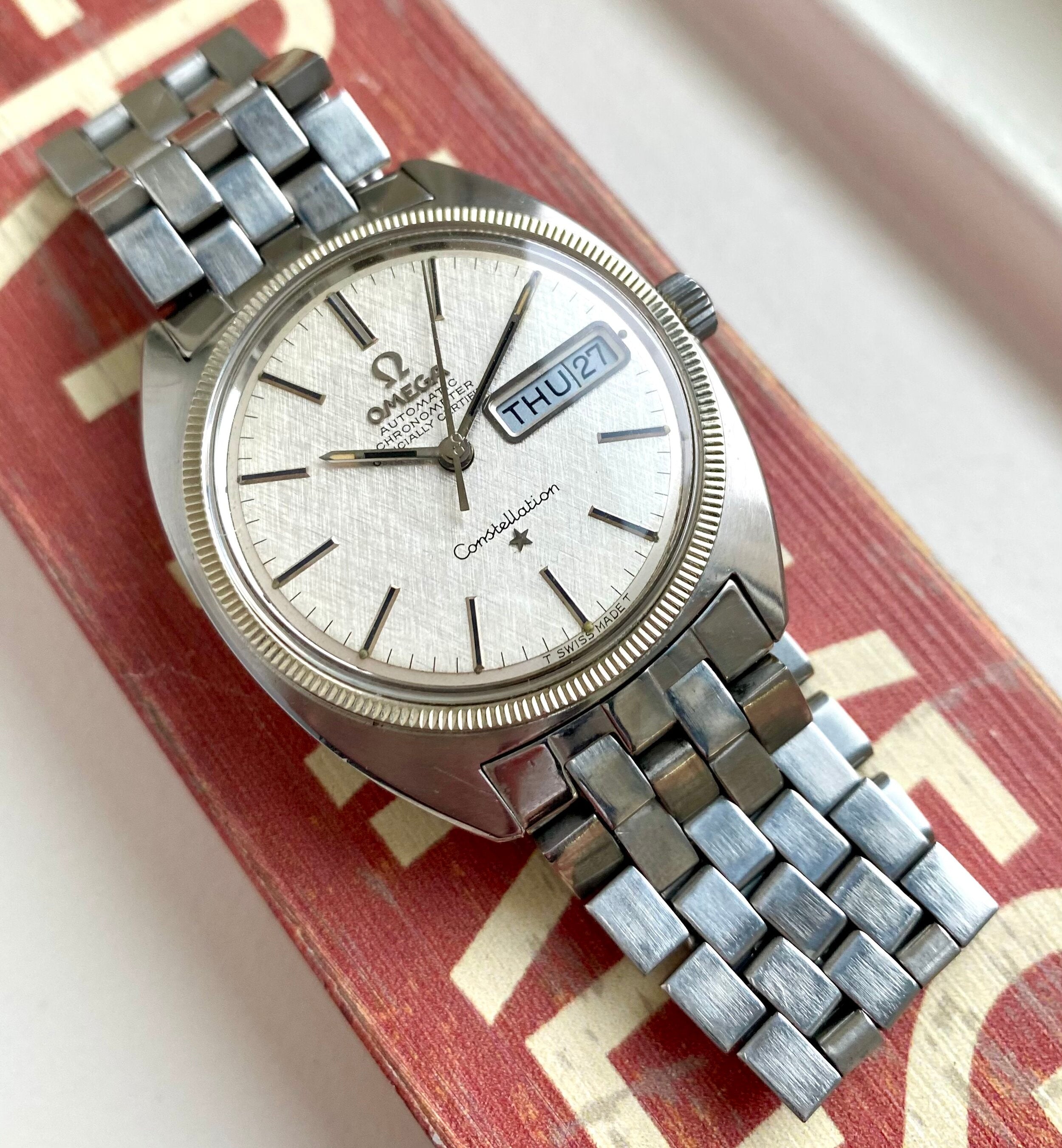 Omega Constellation — Linen Dial