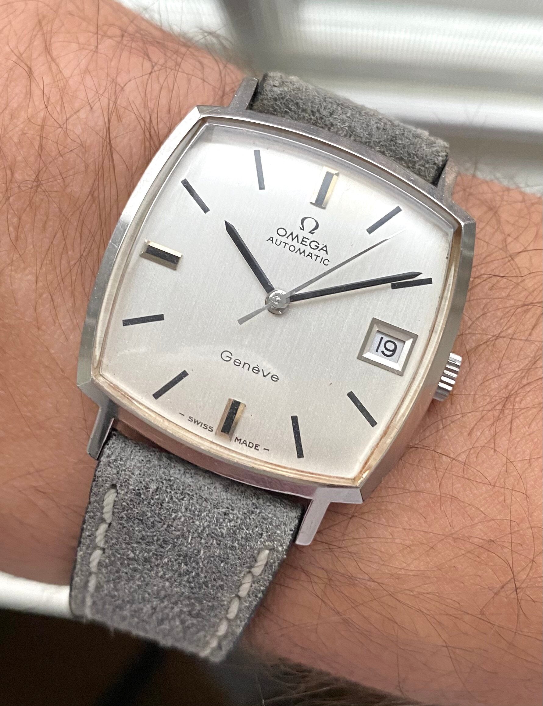 Omega Geneve — TV Case