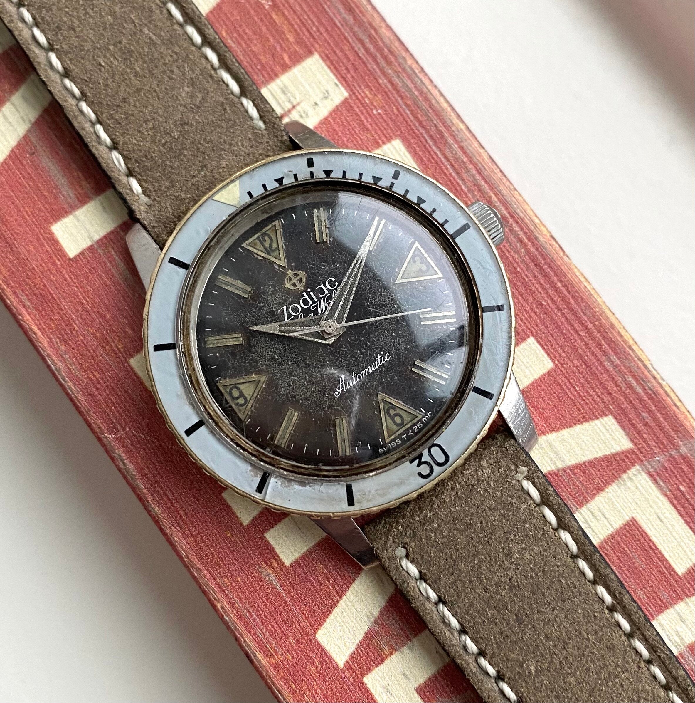 Zodiac Sea Wolf — Tropical Dial