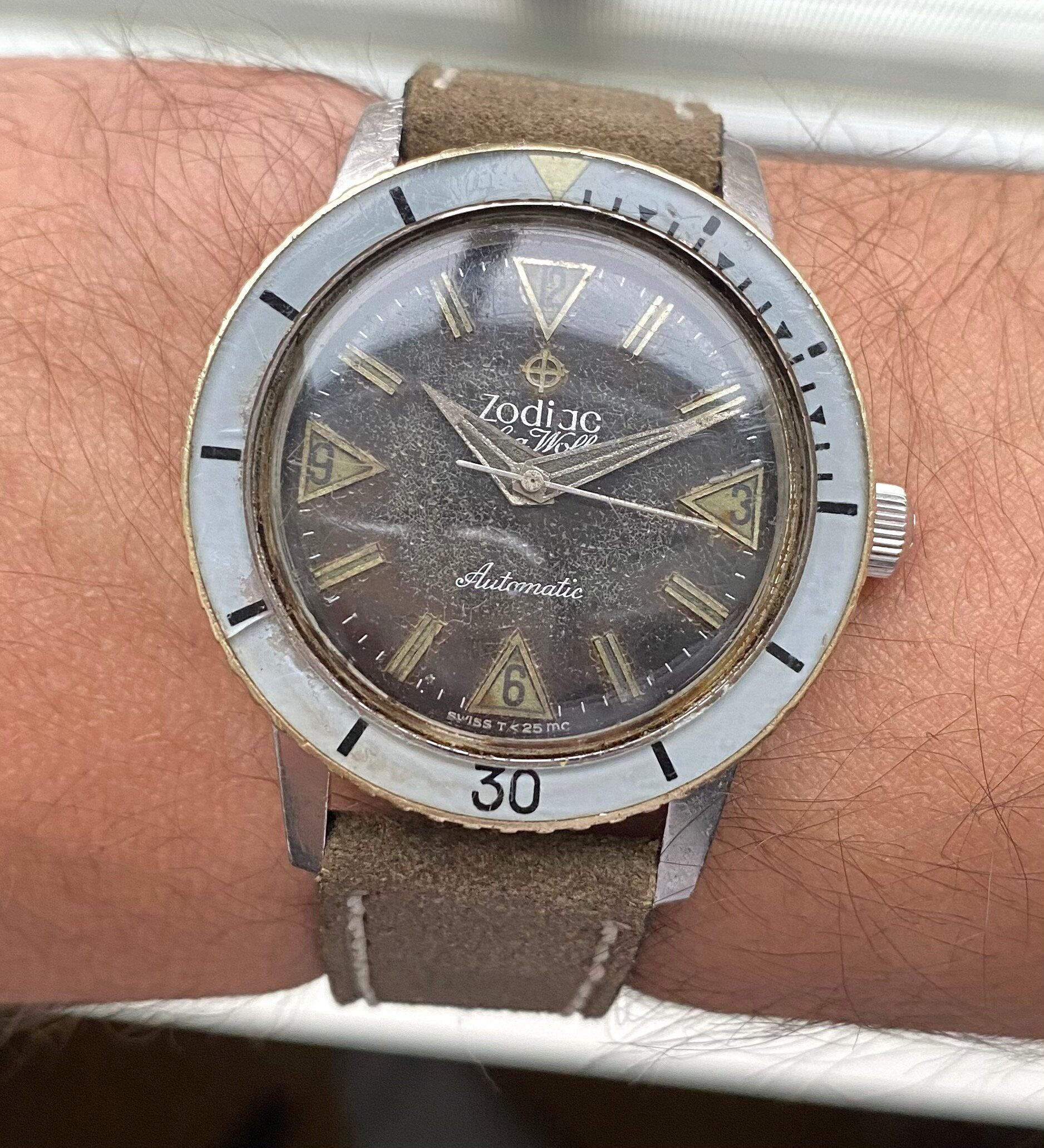 Zodiac Sea Wolf — Tropical Dial