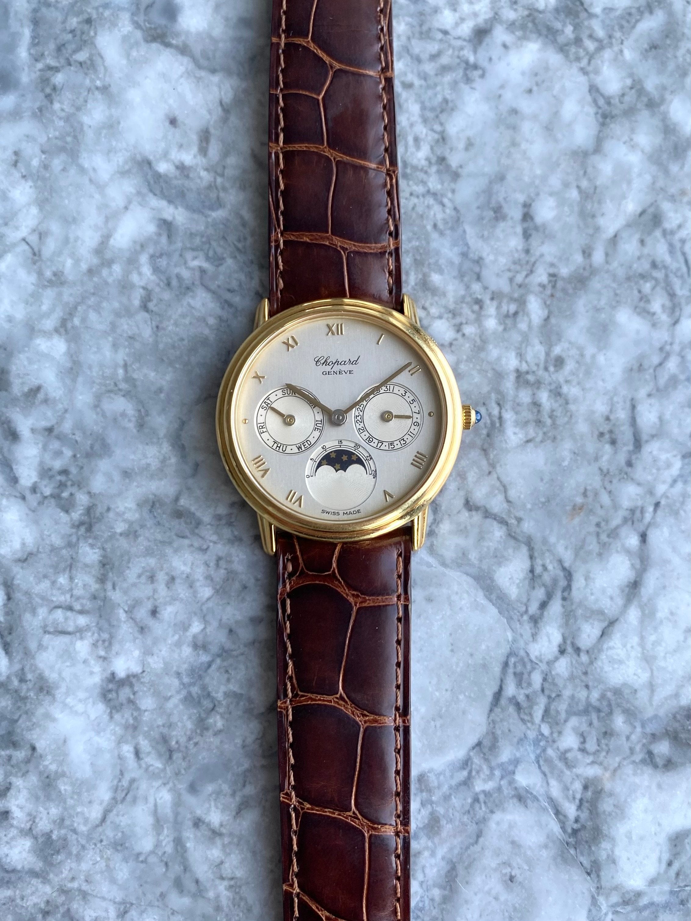 Chopard Moonphase - 18K Yellow Gold.