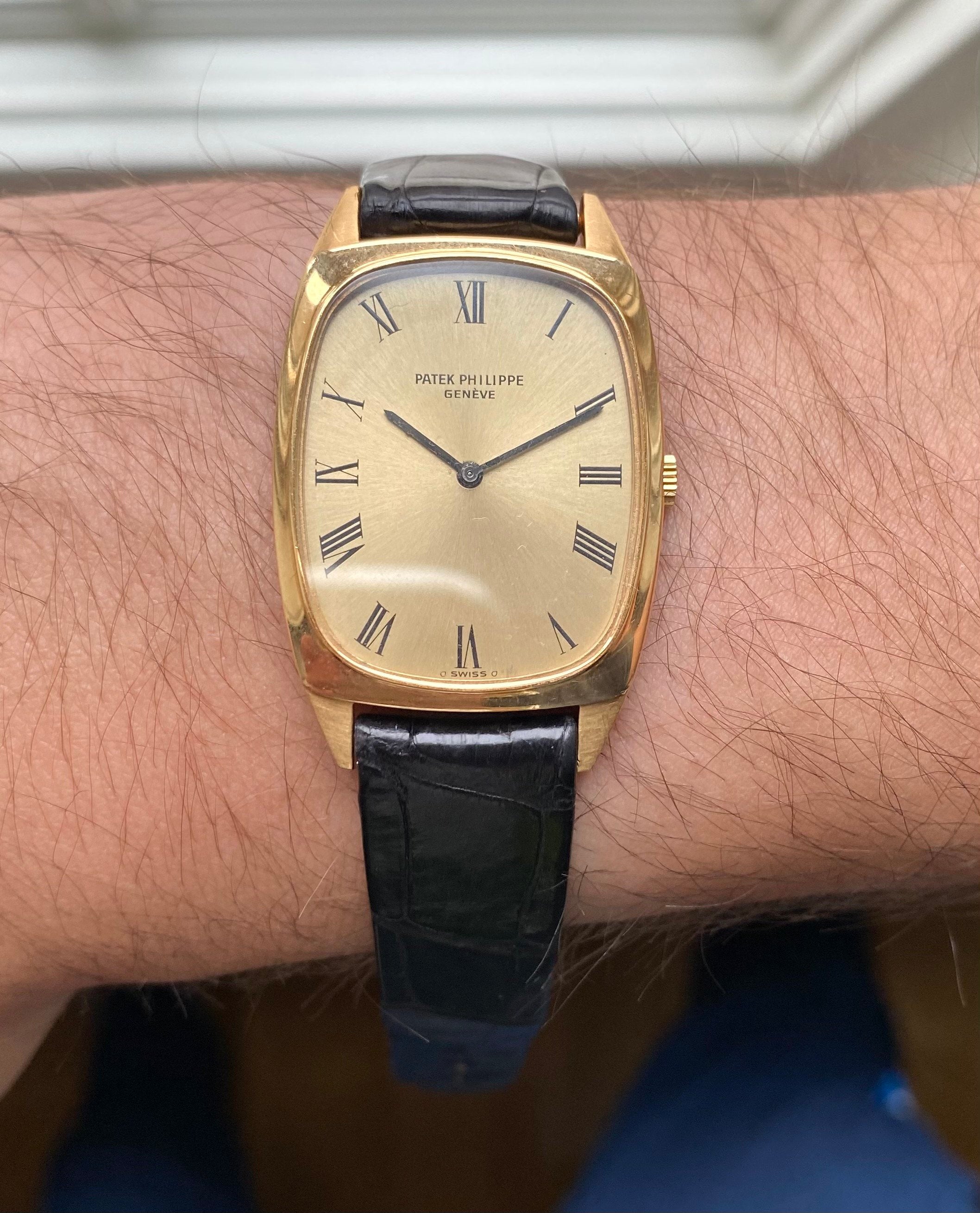 Patek Philippe Tank — 18k Yellow Gold