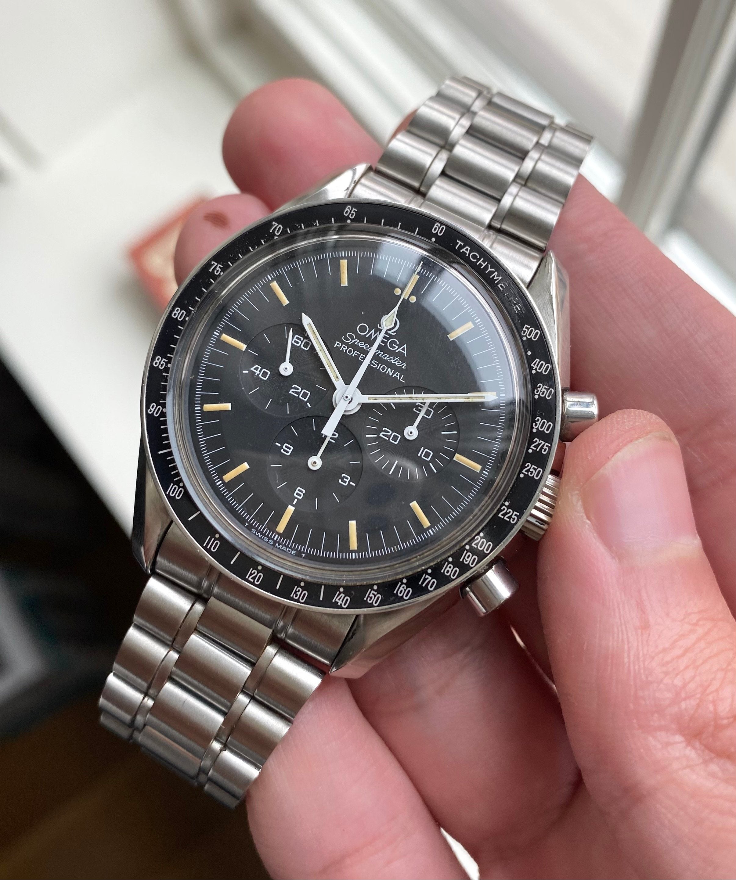 Omega Speedmaster Professional — Box and Manual