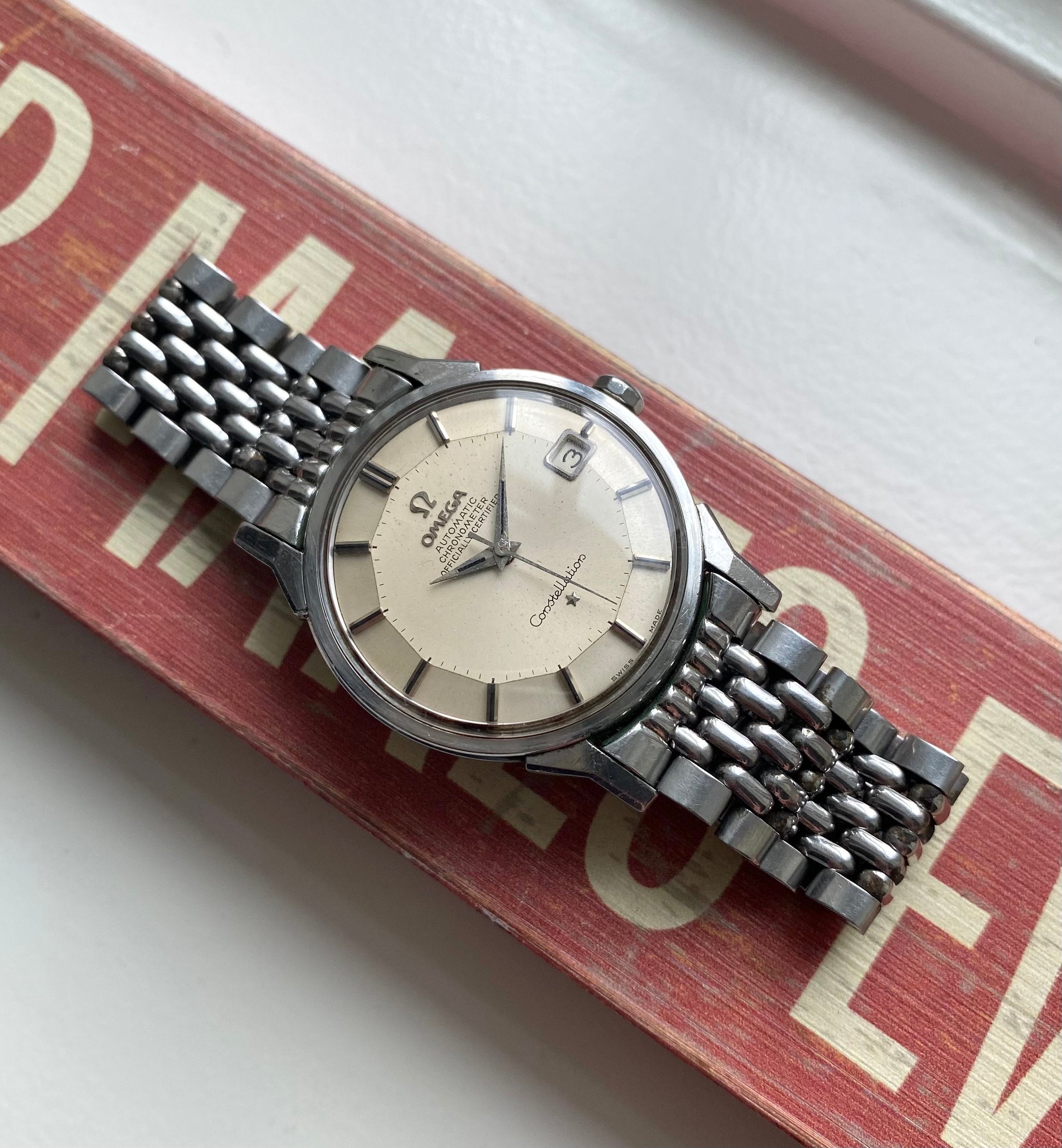 Omega Constellation — Pie Pan Dial