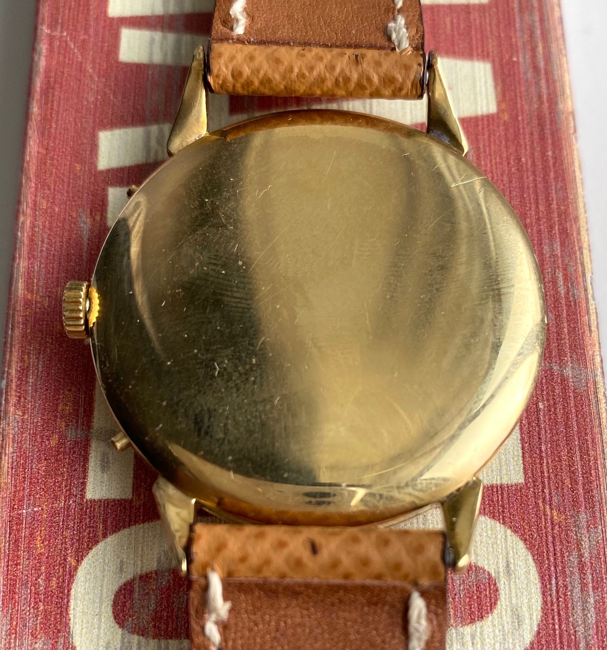 Movado 18K Gold Triple Calendar