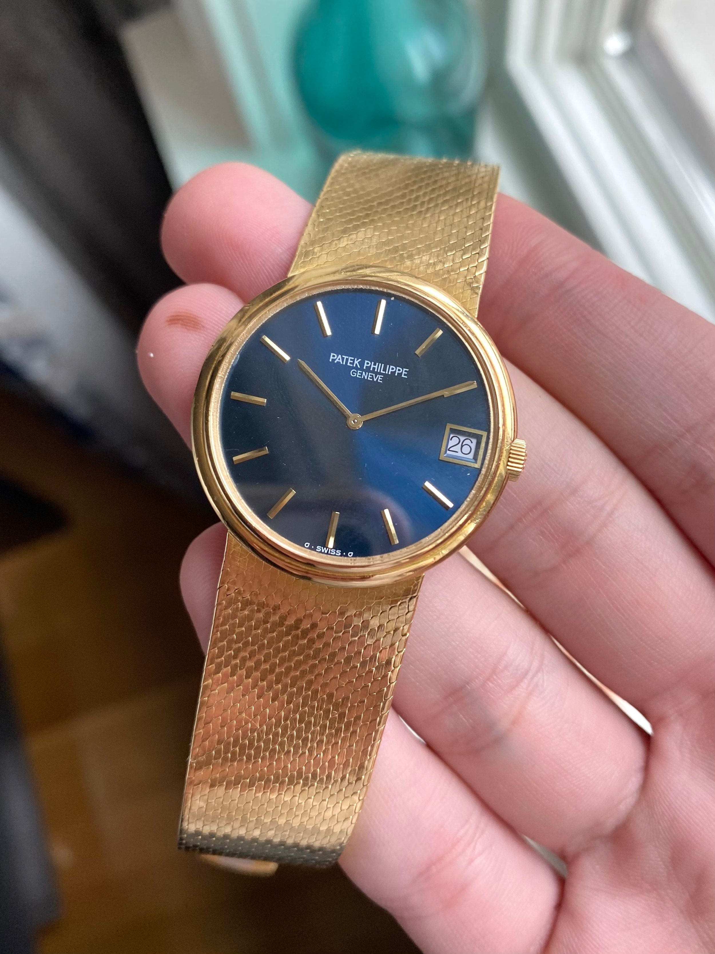 Patek Philippe Blue Sigma - 18K Yellow Gold