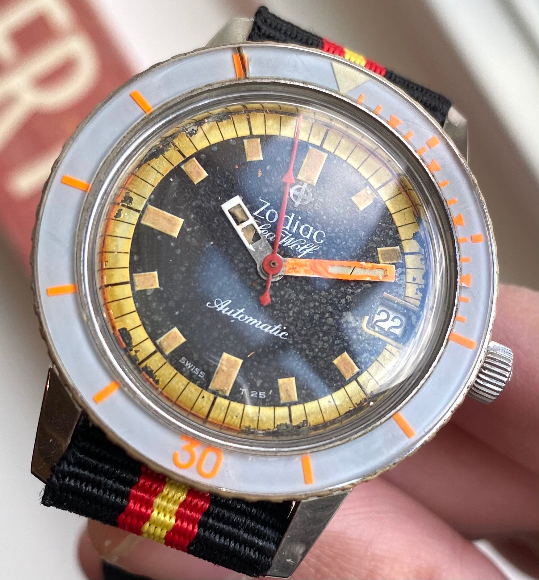 Zodiac Sea Wolf — "Orange Exotic" Bakelite Bezel