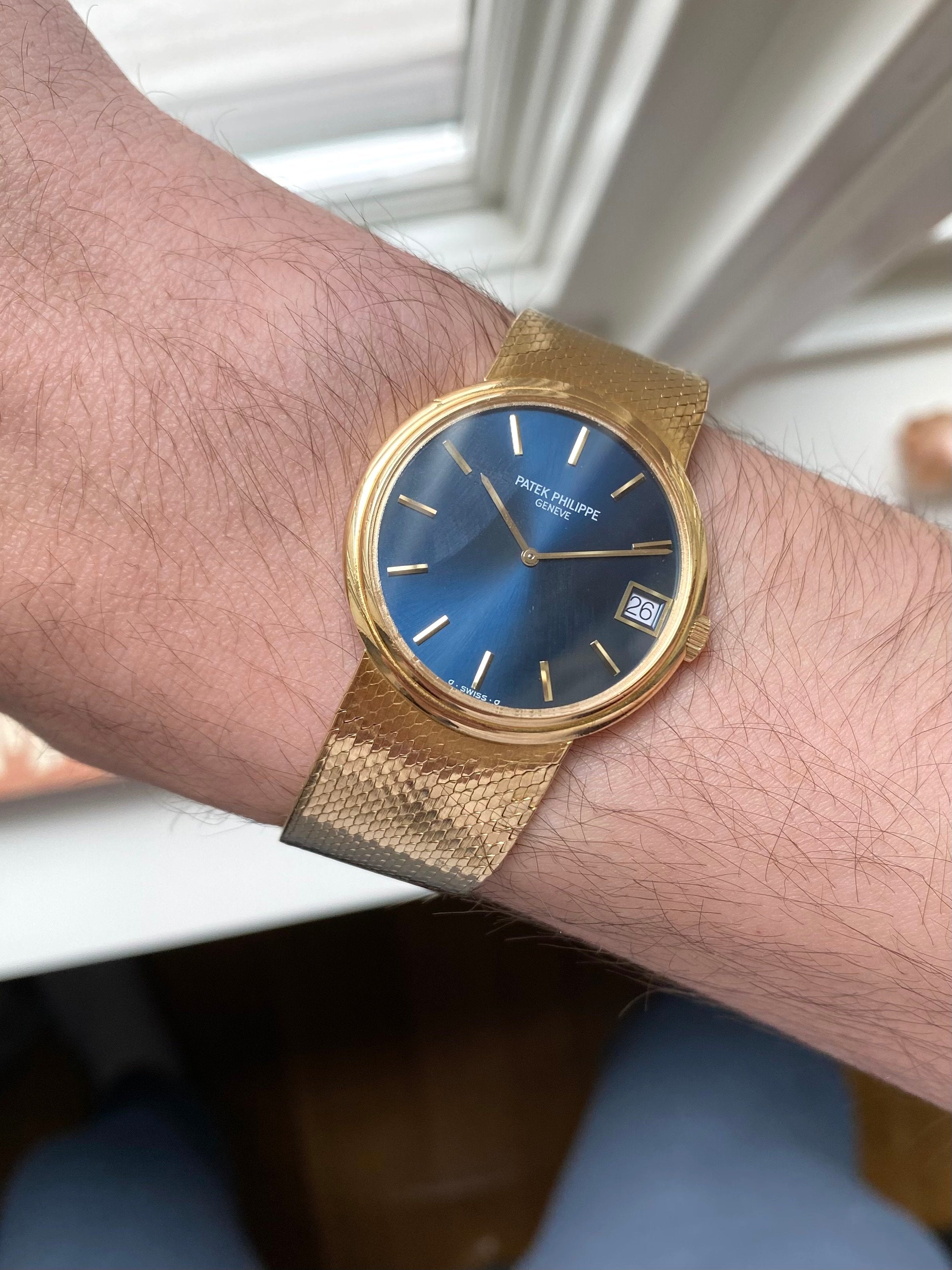 Patek Philippe Blue Sigma - 18K Yellow Gold