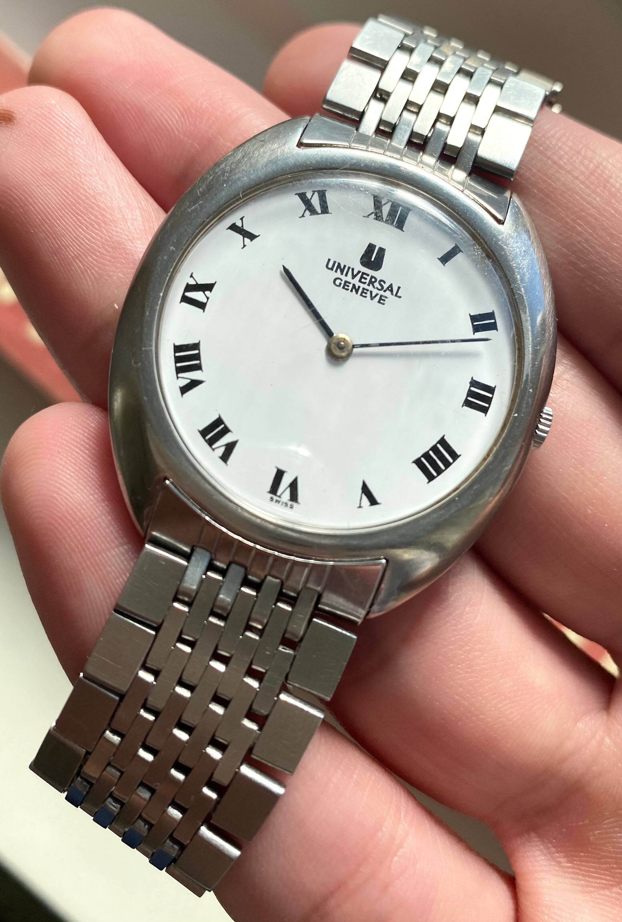 Universal Geneve — Roman Numerals