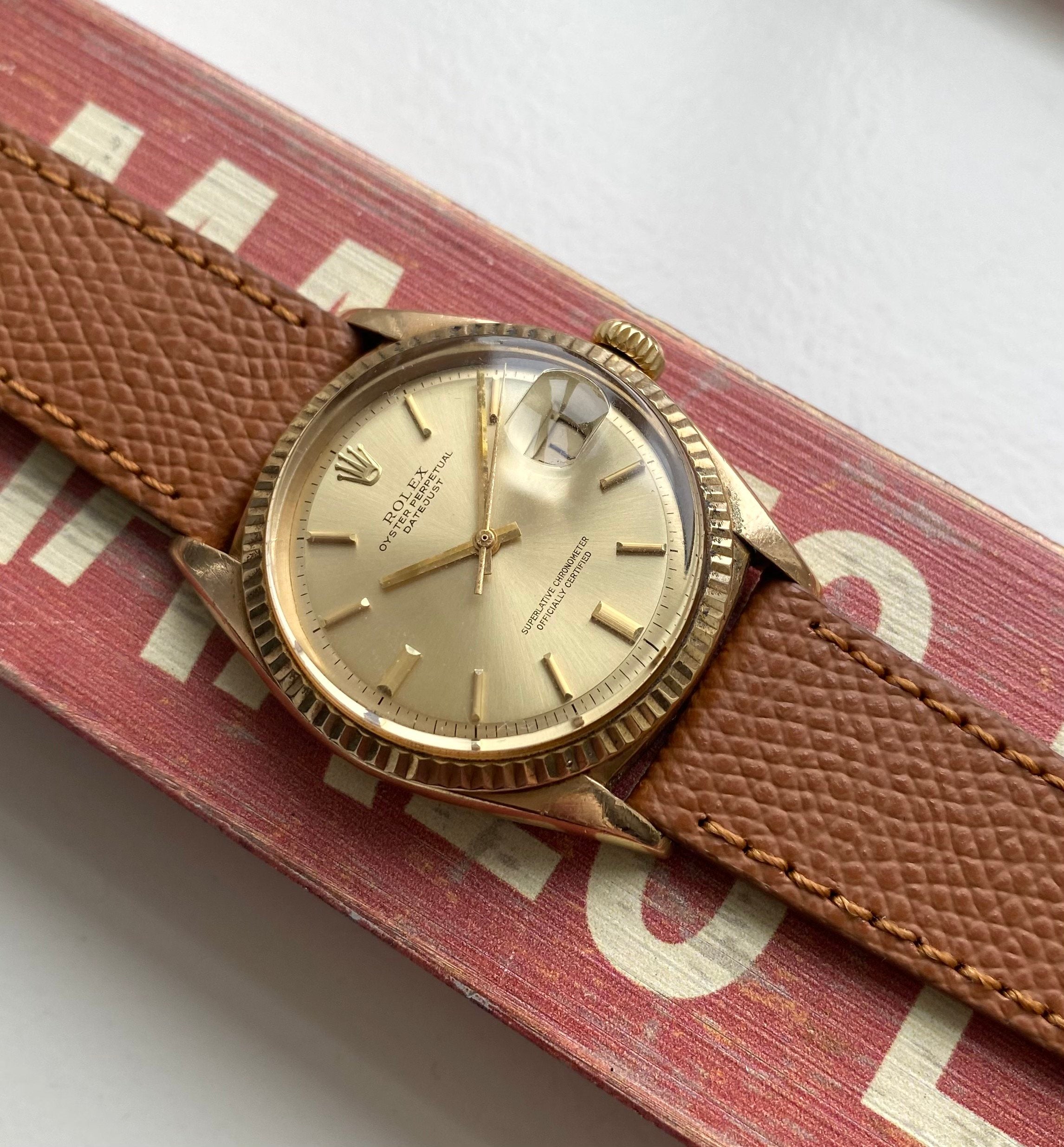 Rolex Datejust ref. 1601 — 18k Yellow Gold