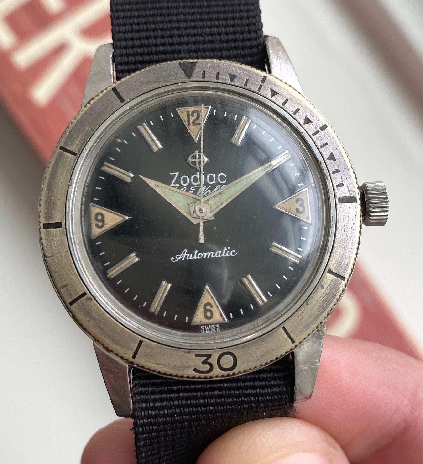 Zodiac Sea Wolf — Glossy Dial