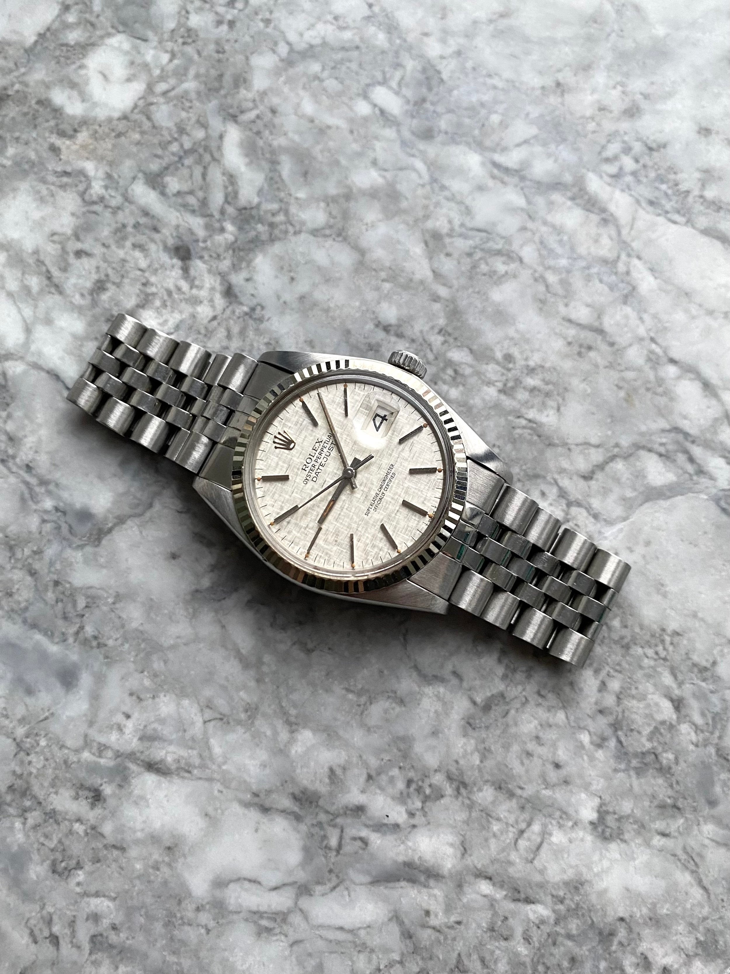 Rolex Datejust 16014 - Silver Linen.