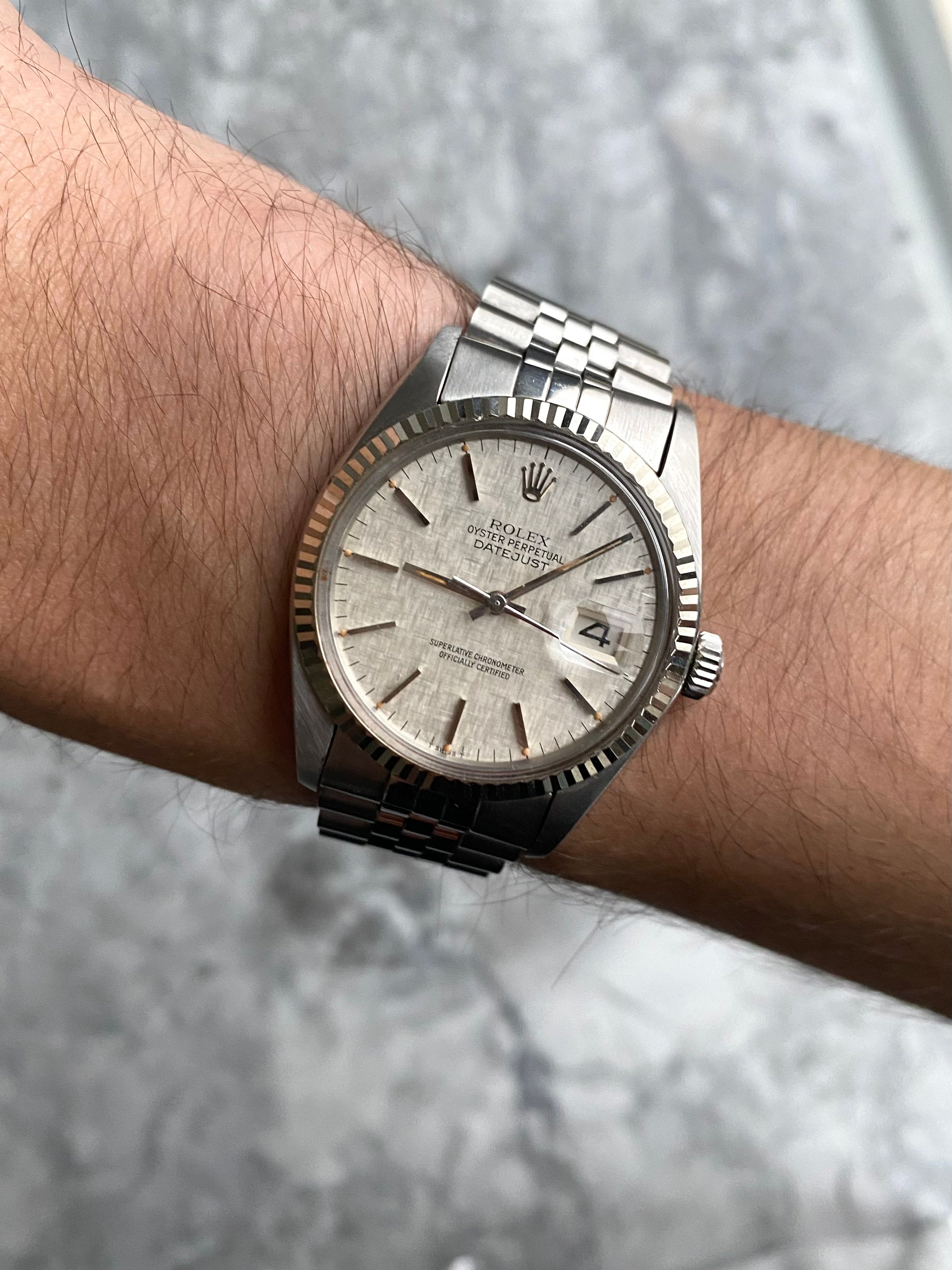 Rolex Datejust 16014 - Silver Linen.