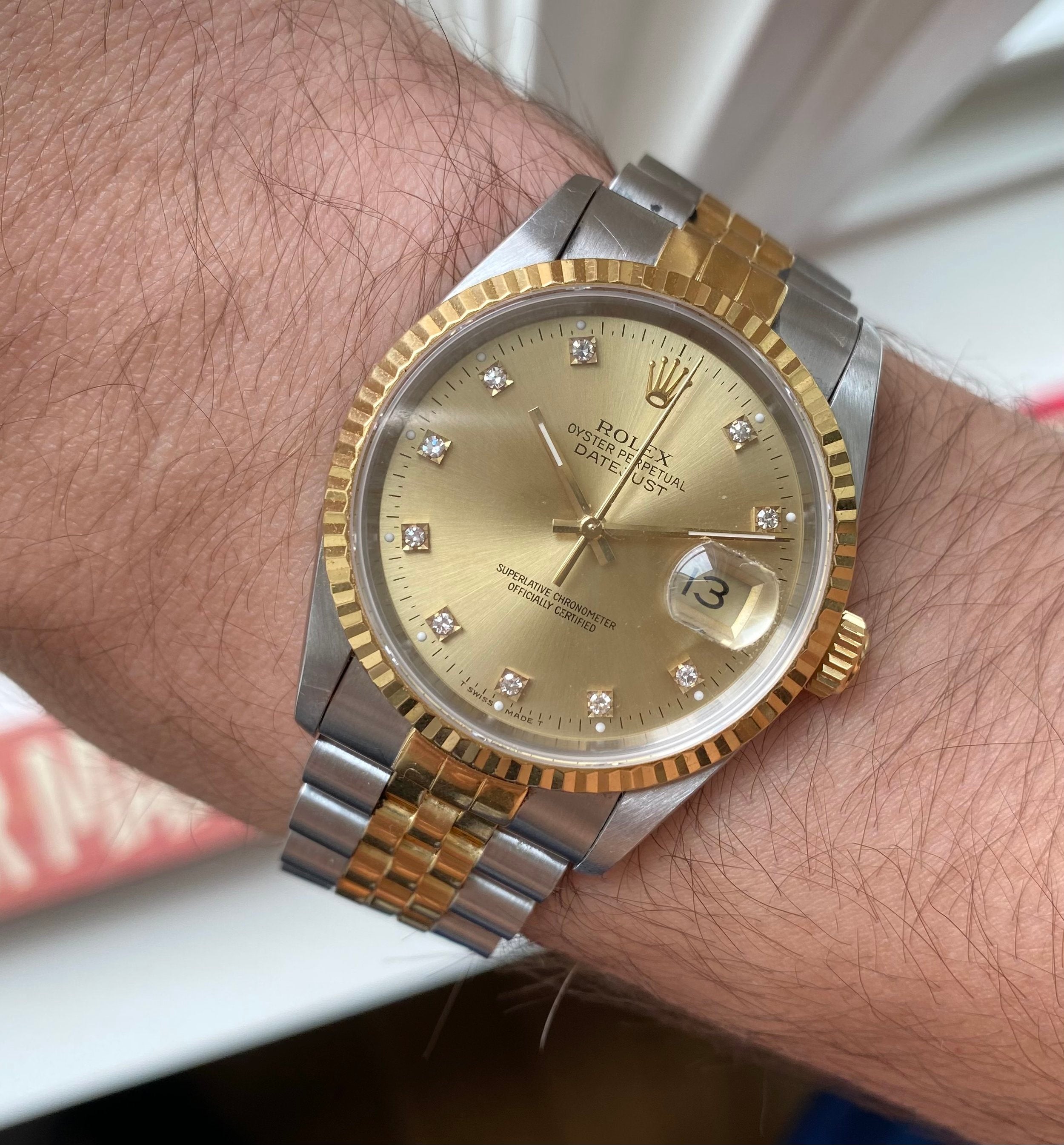 Rolex Datejust ref. 16233G — Champagne Diamond Dial