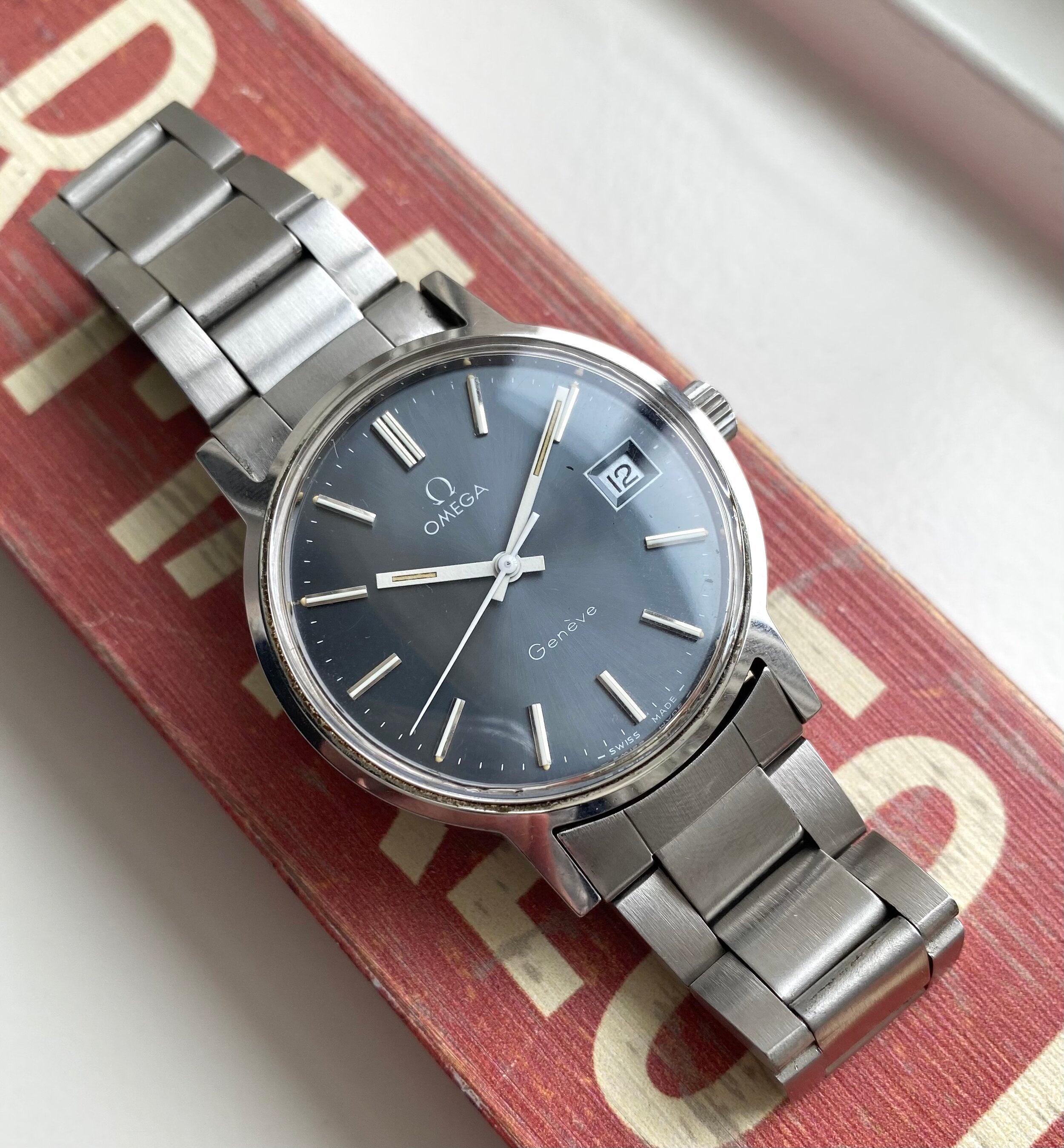 Omega Geneve — Grey Dial