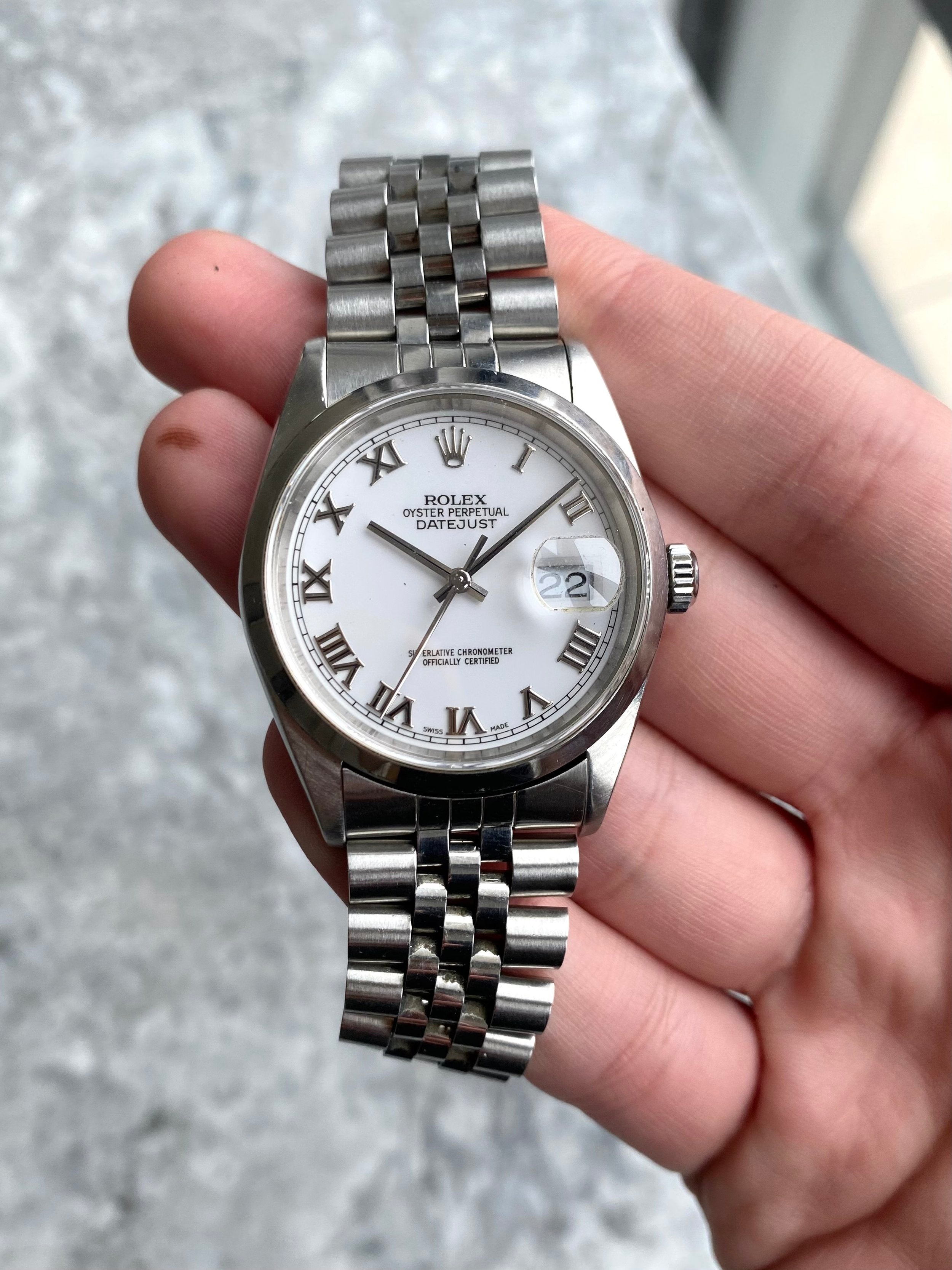 Rolex Datejust 16200 - Smooth Bezel.