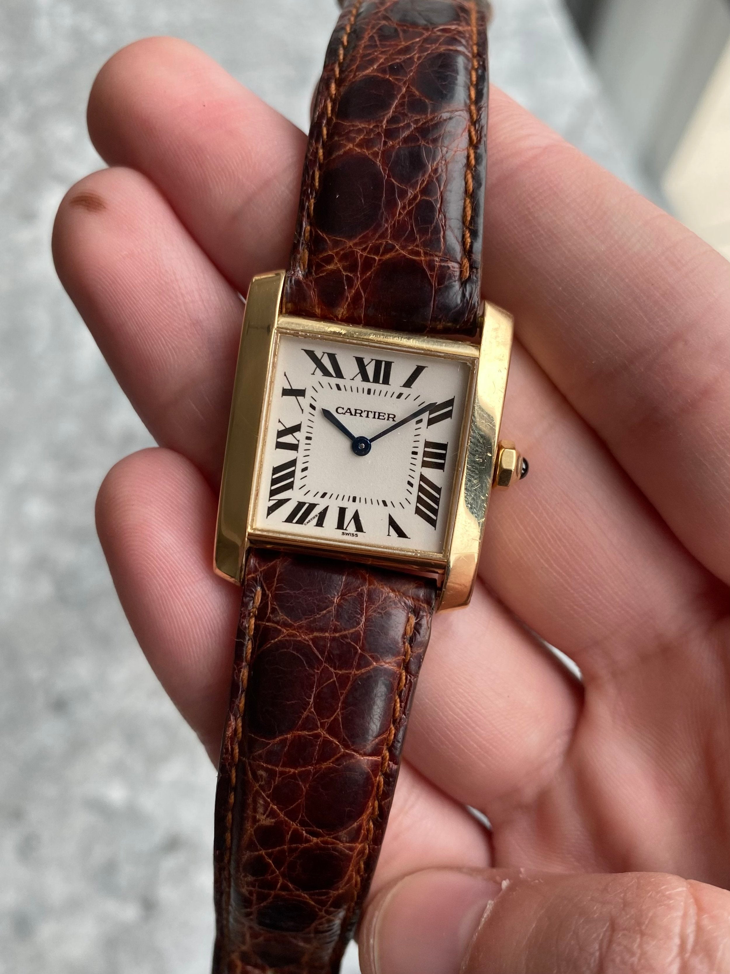 Cartier Tank Francaise 1821- 18K Yellow Gold.