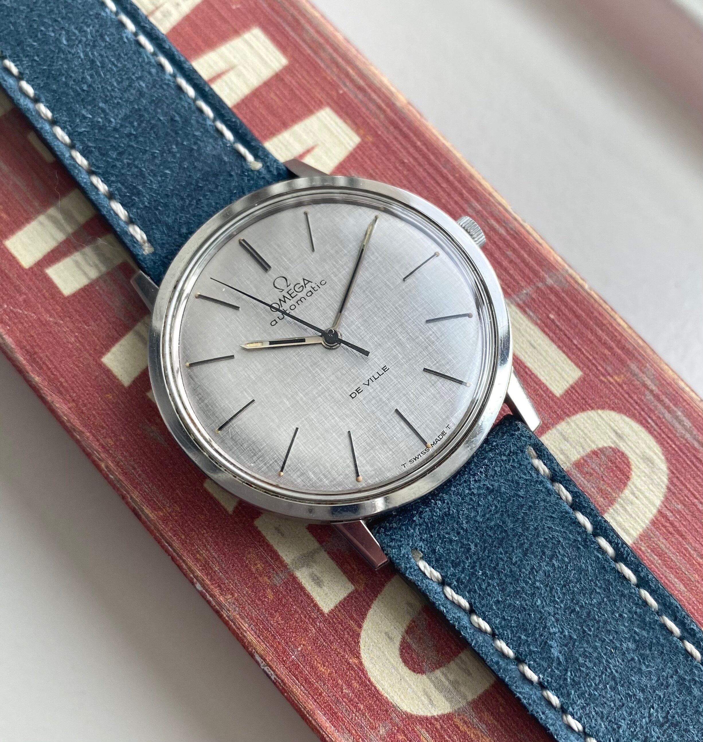 Omega Seamaster D Ville - Linen Dial