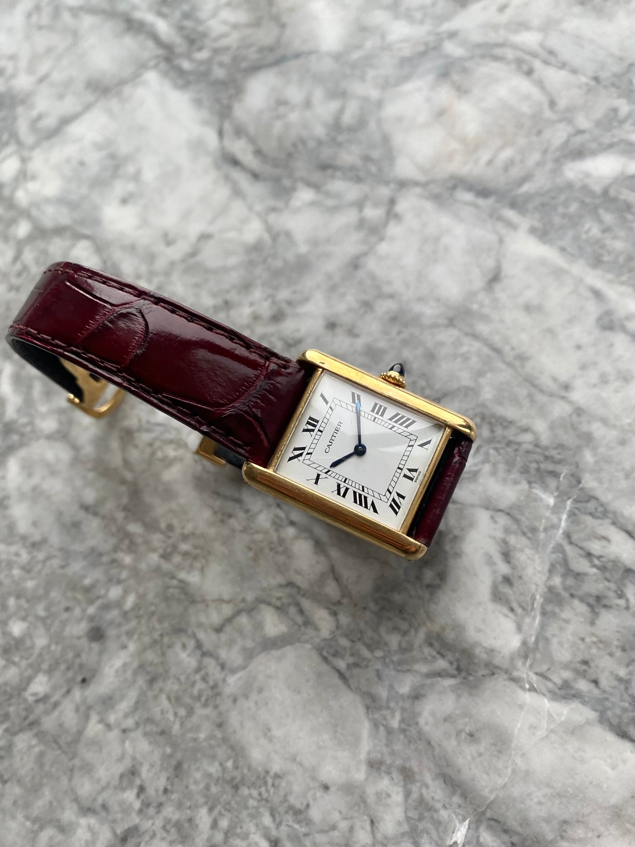 Cartier Tank Louis - 18K Yellow Gold.