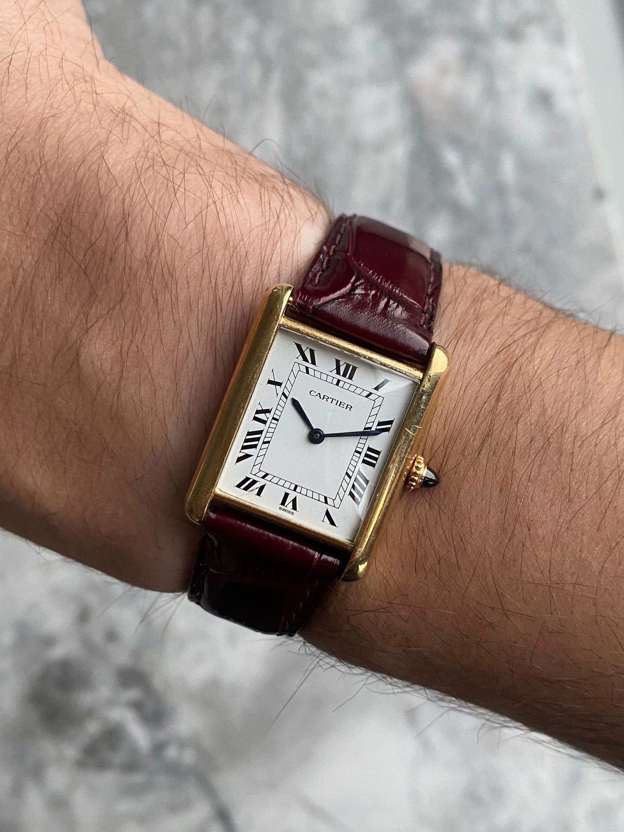 Cartier Tank Louis - 18K Yellow Gold.