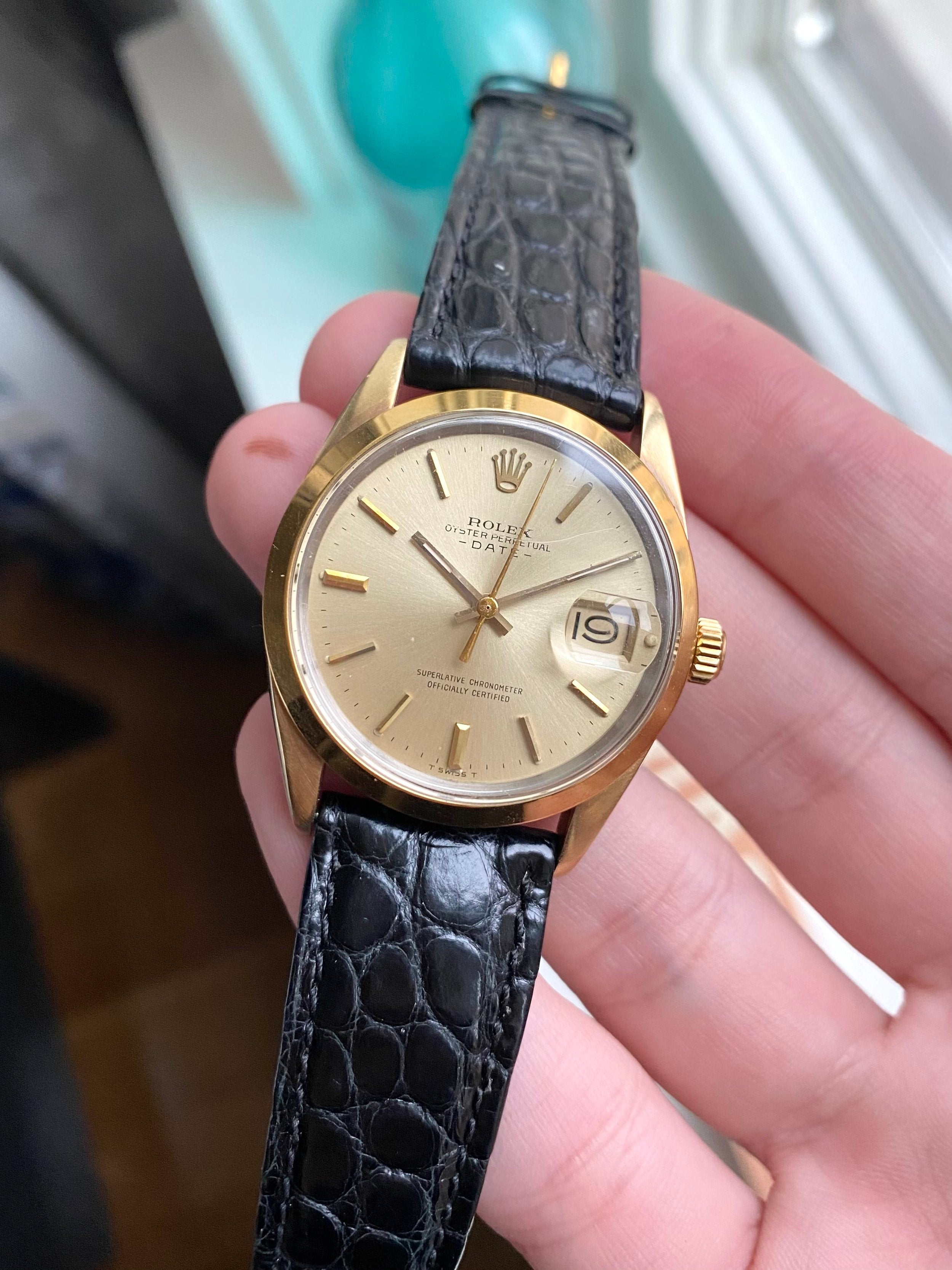 Rolex OP 1550 - Gold Shell