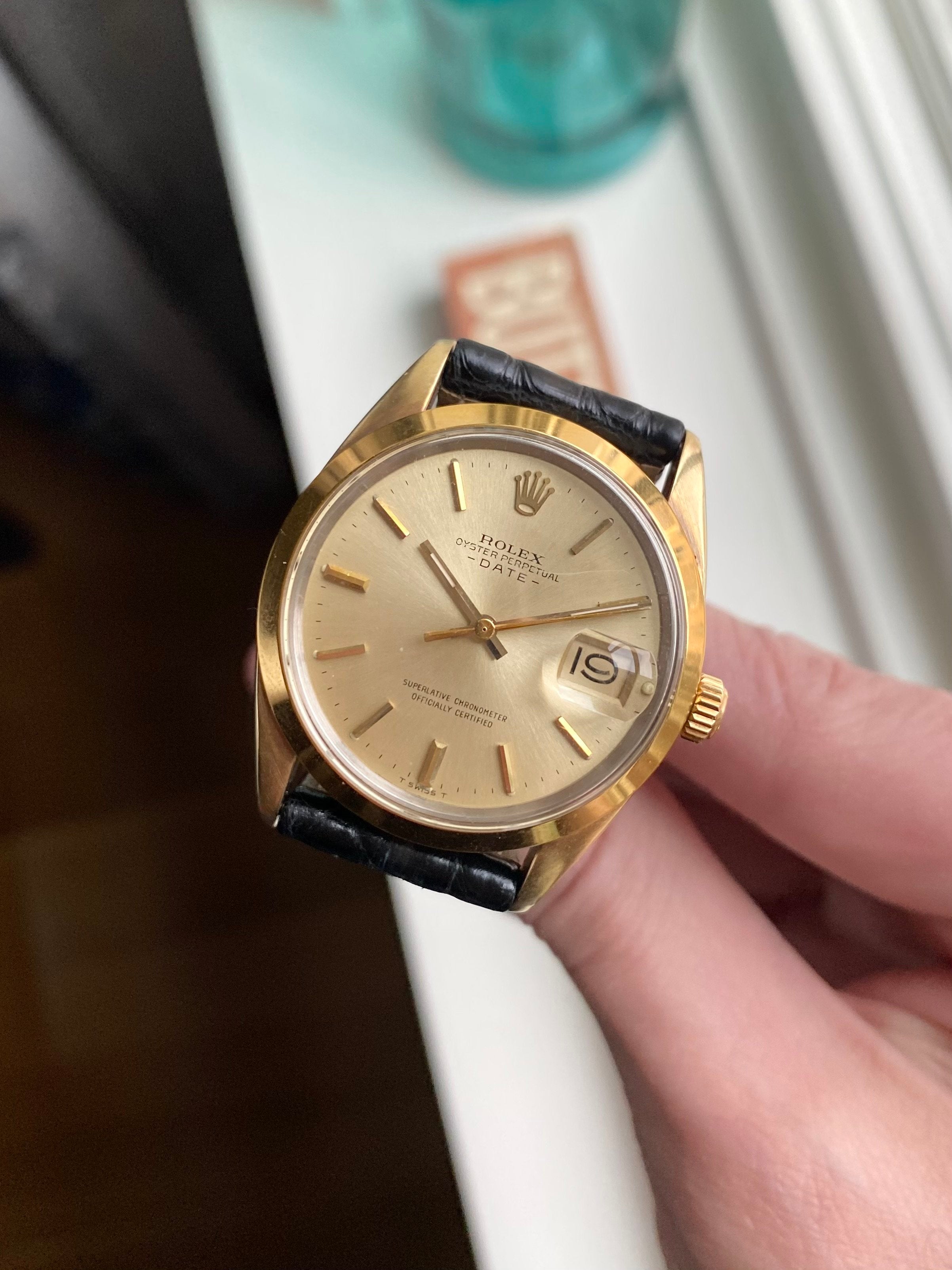 Rolex OP 1550 - Gold Shell