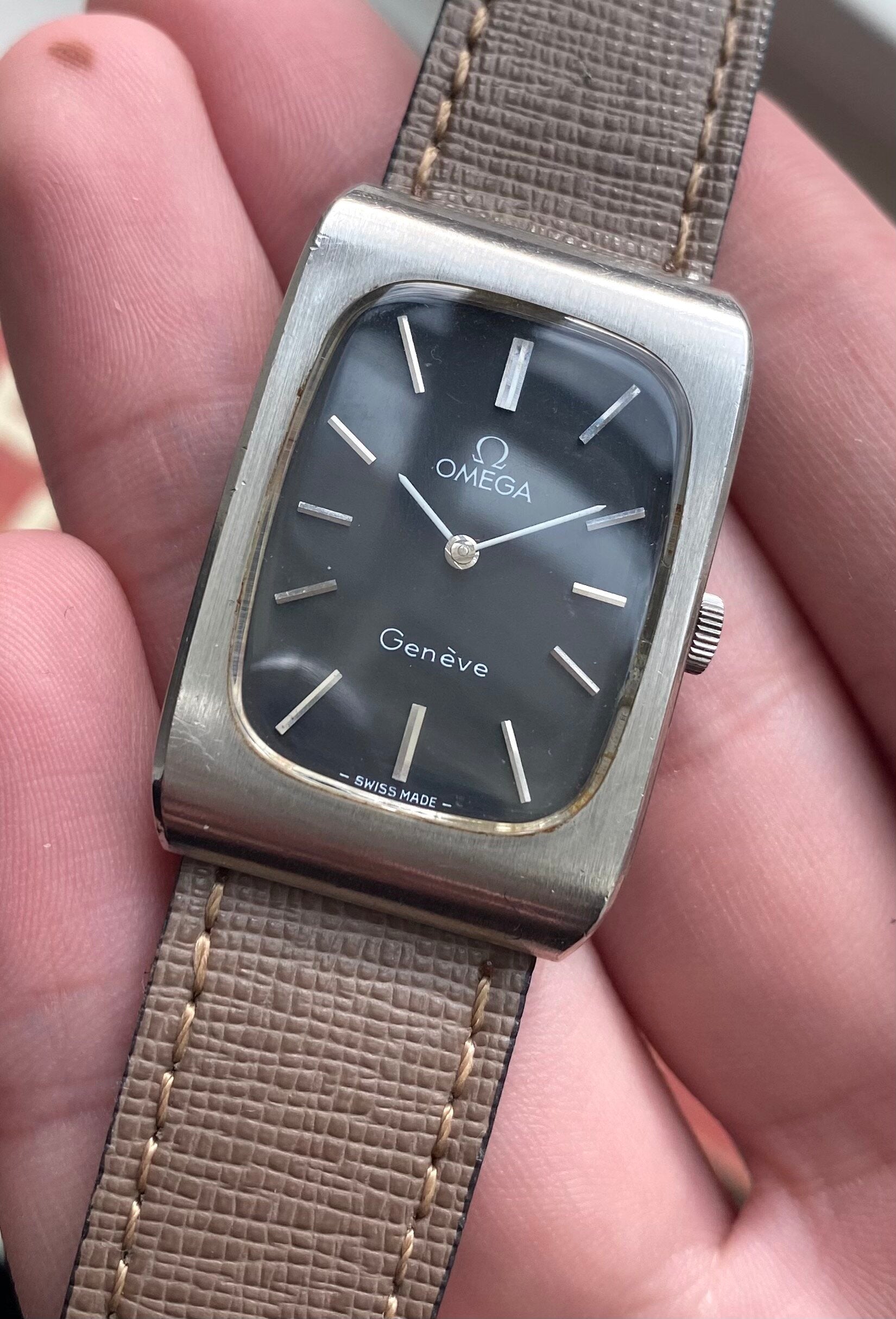 Omega Geneve Tank