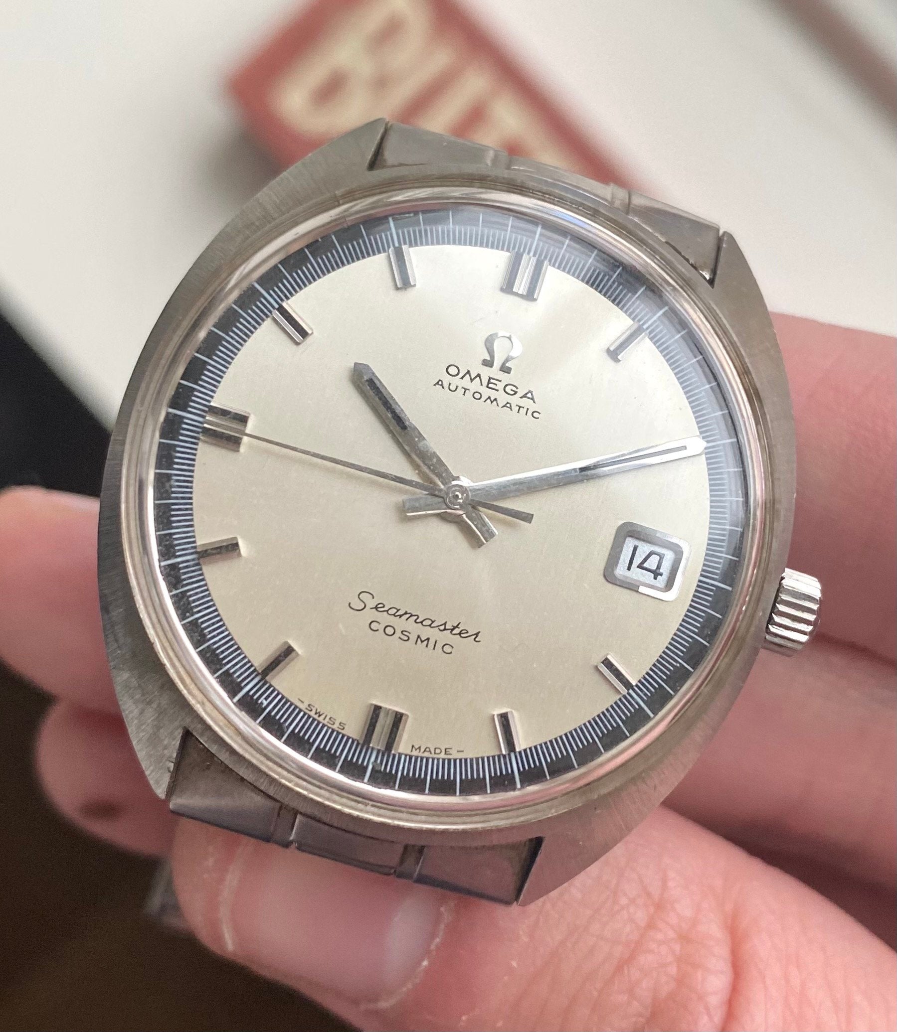 Omega Seamaster Cosmic — Two-tone Dial