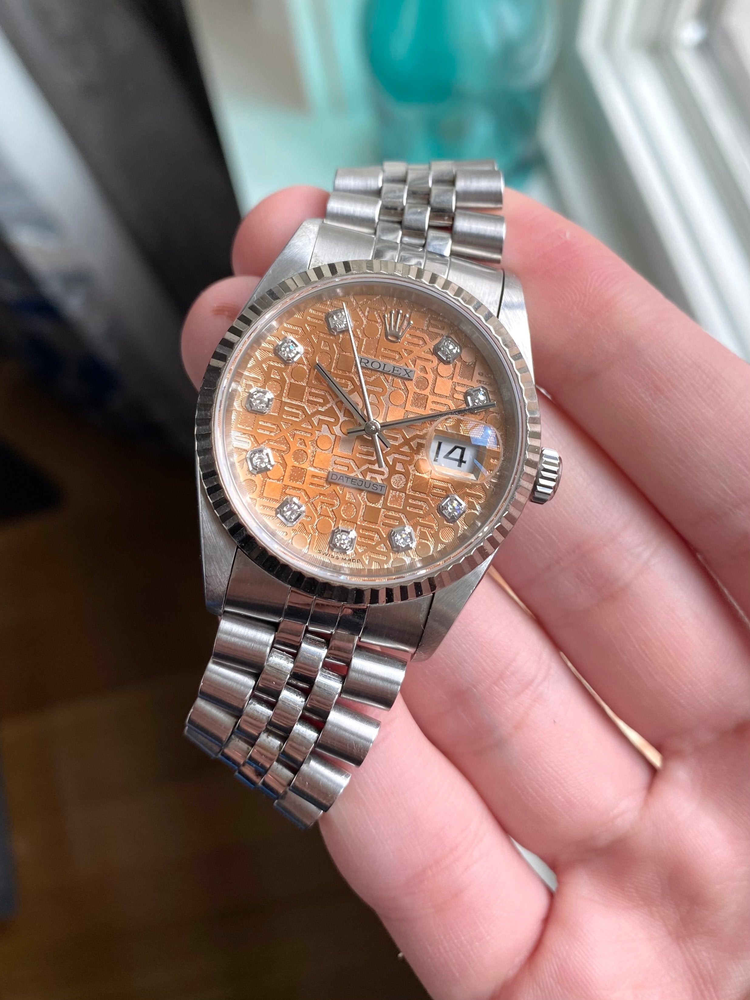 Rolex Datejust 16234G - Jubilee Salmon Diamond Dial