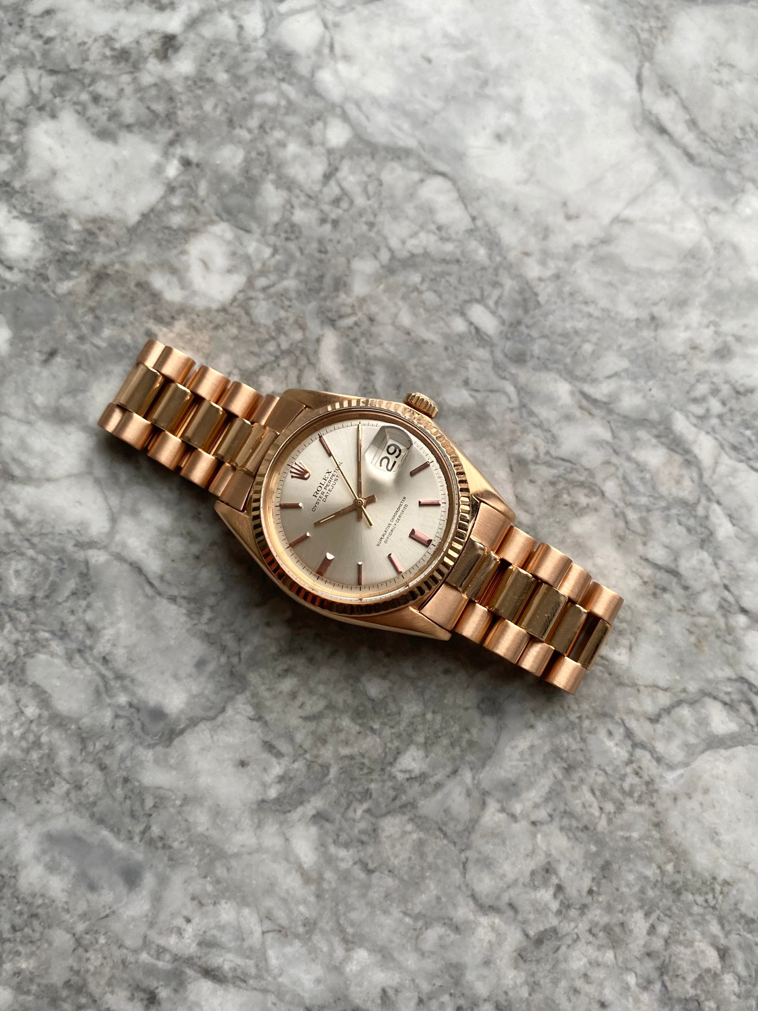 Rolex Datejust 1601 - 18K Rose Gold.