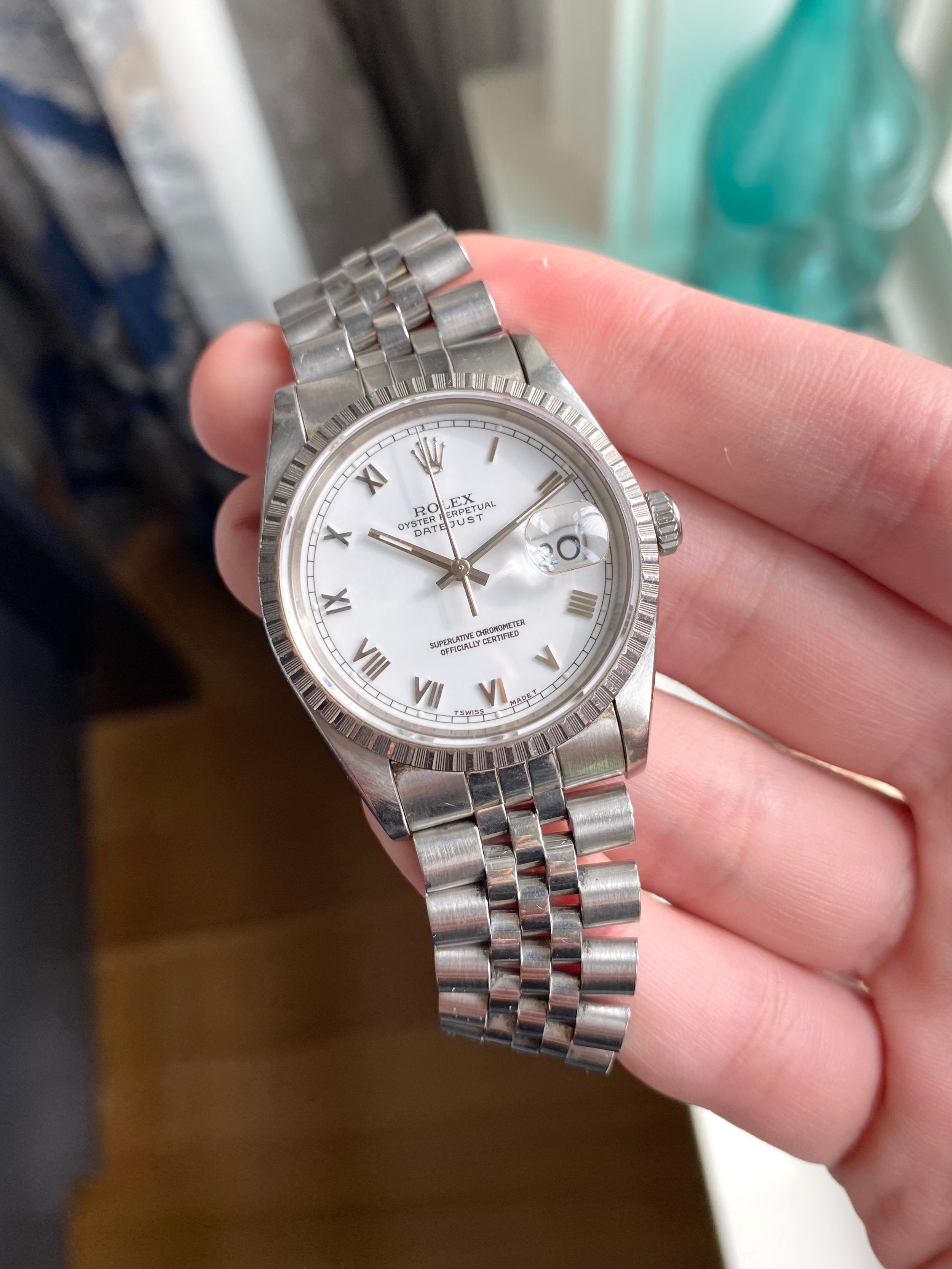 Rolex Datejust 16220 - White Roman